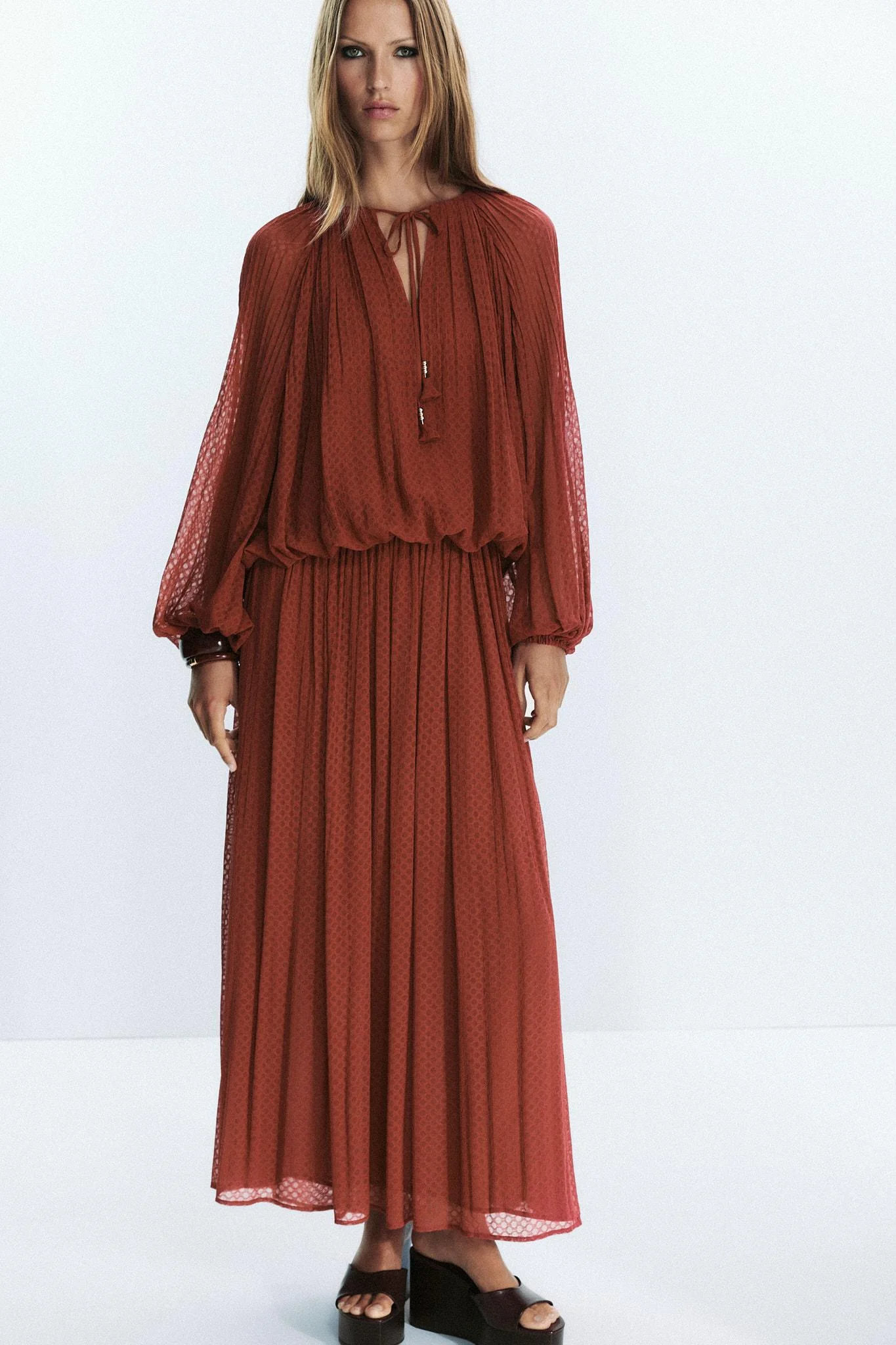 بلوز پلیسه دار منگوله ای