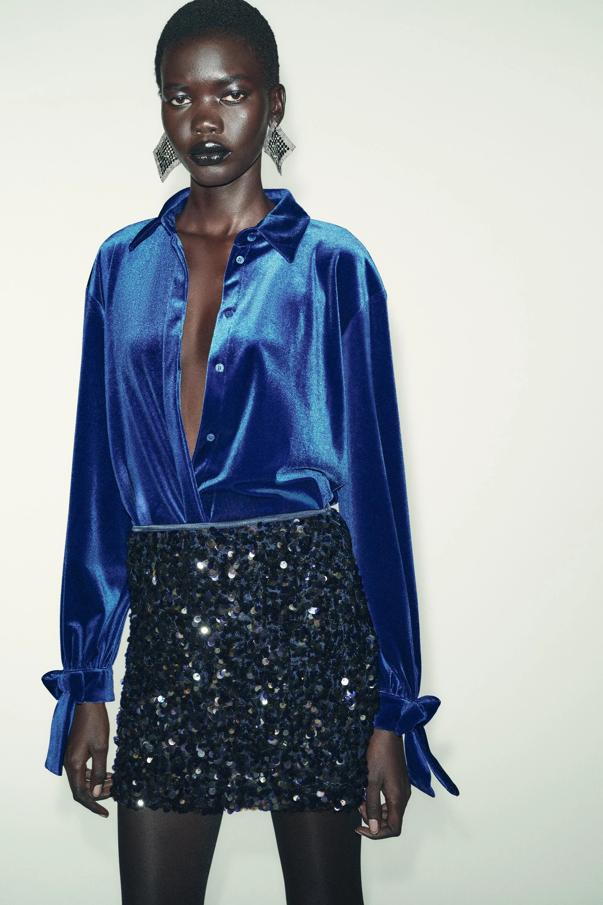 پیراهن مخمل با بند