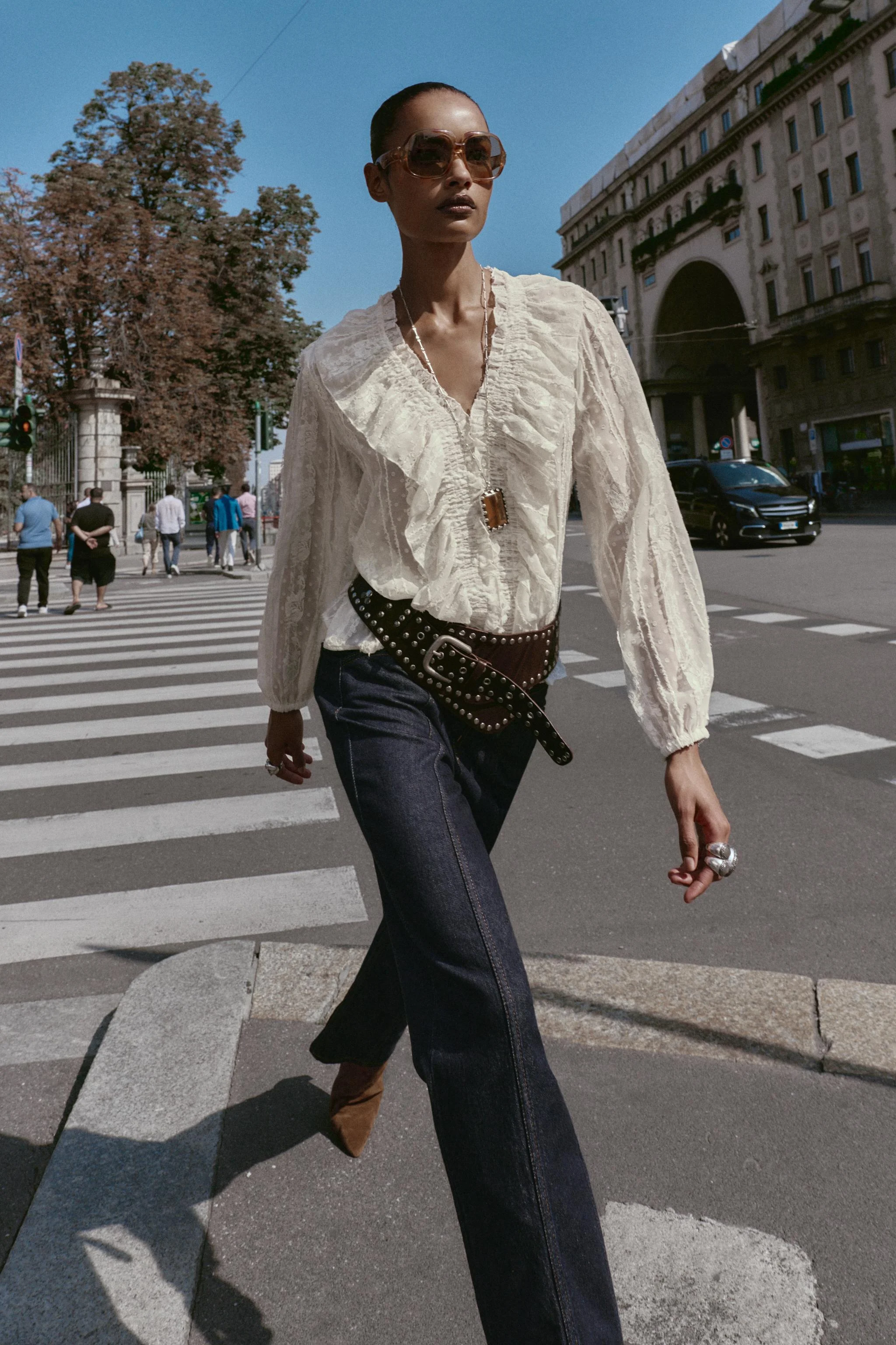 شومیز توری خالدار رمانتیک