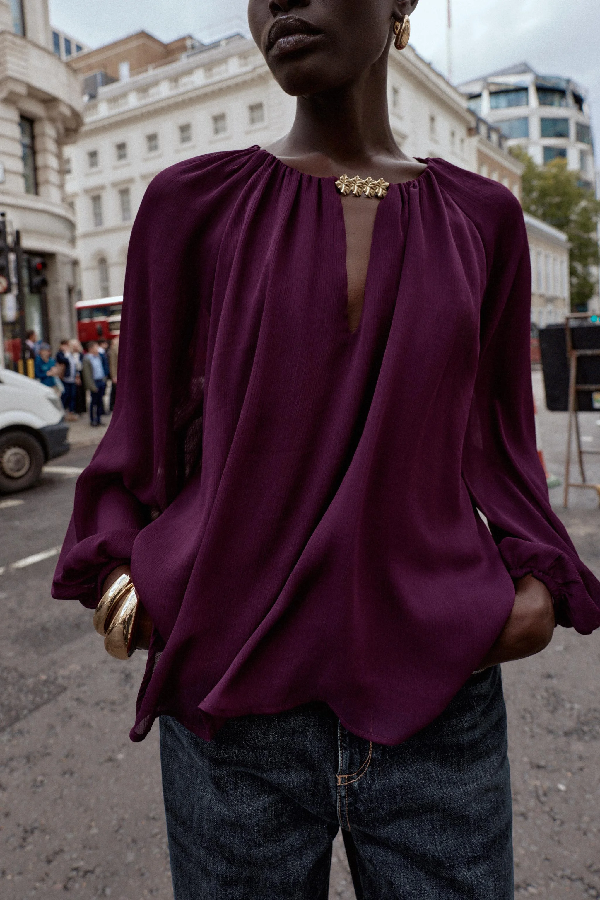 بلوز نیمه شفاف با تزیینات