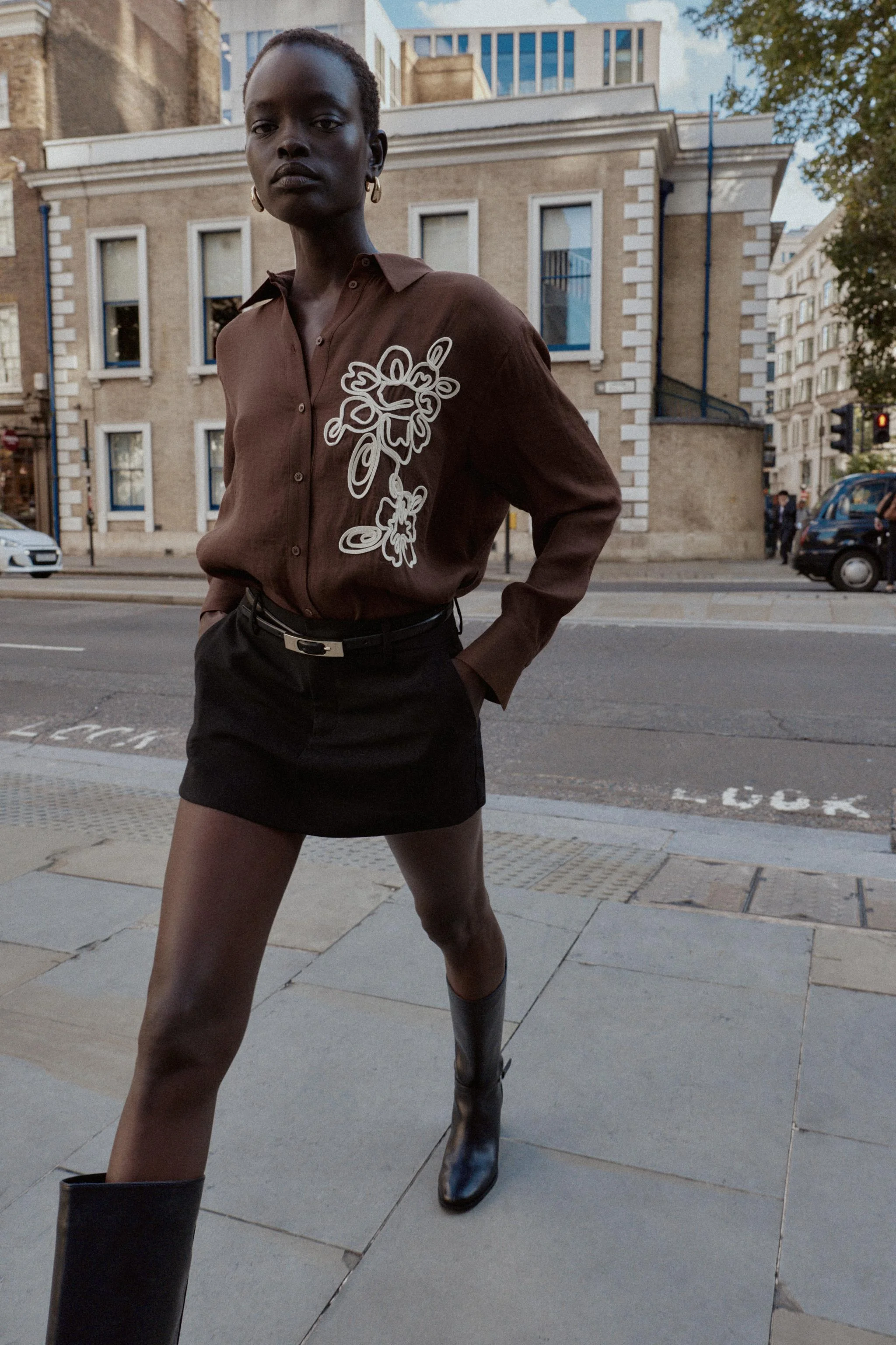 پیراهن طرح گلدار با بافت خاص