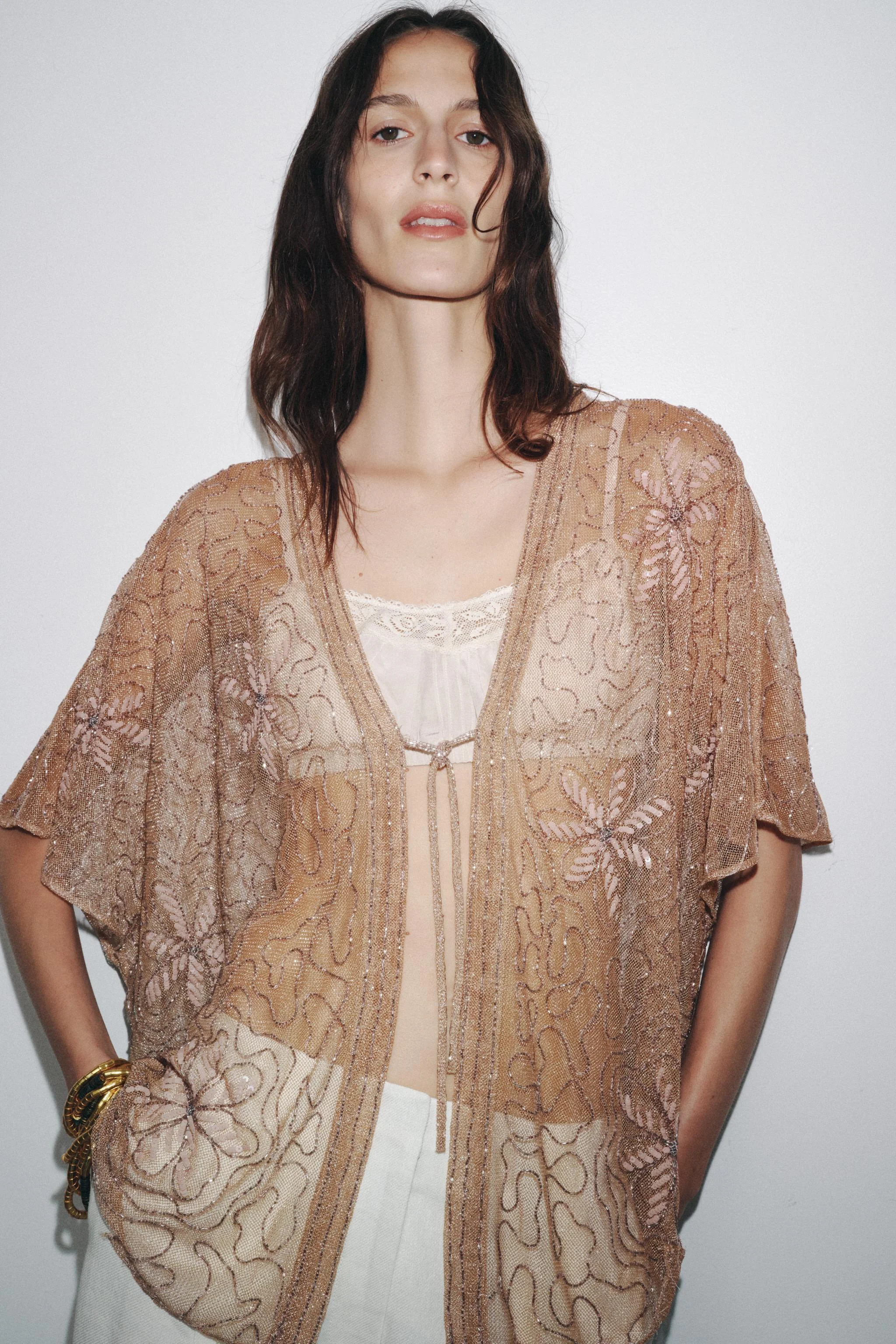 بلوز گلدوزی شده ZW COLLECTION