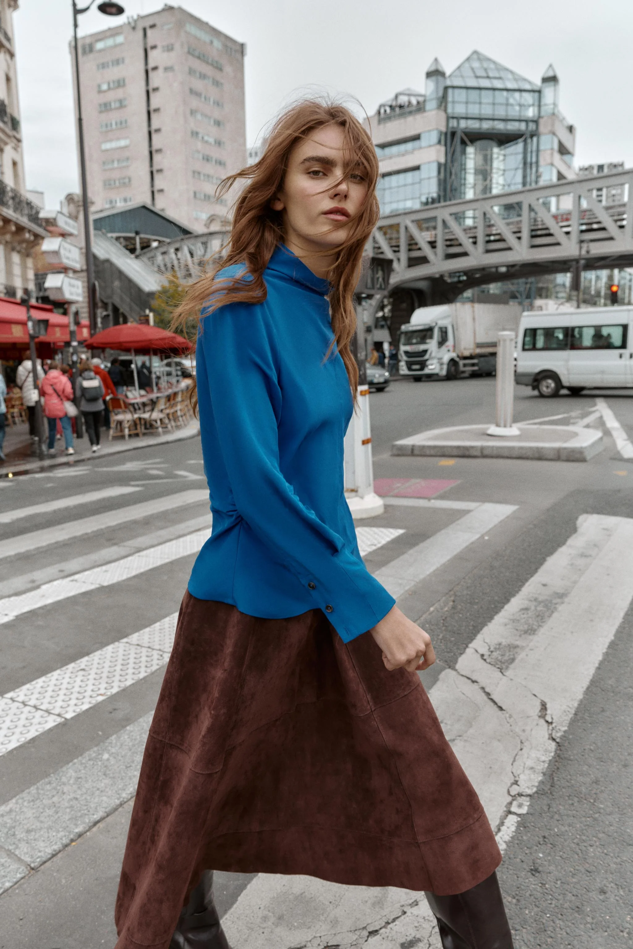 بلوز یقه ایستاده آستین بلند بلوز یقه ایستاده آستین بلند