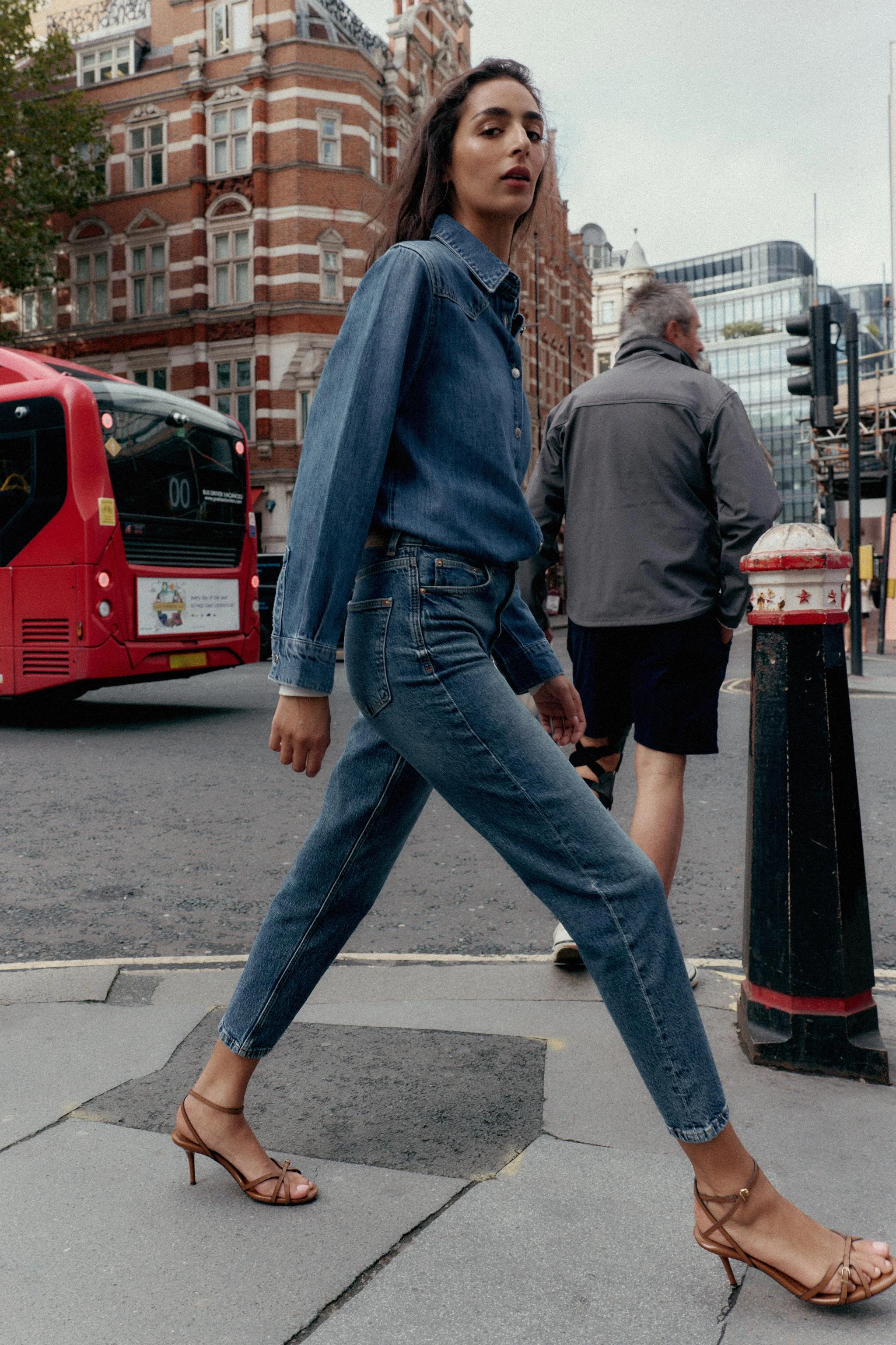 پیراهن جین روان مدل Z1975 پیراهن جین روان مدل Z1975