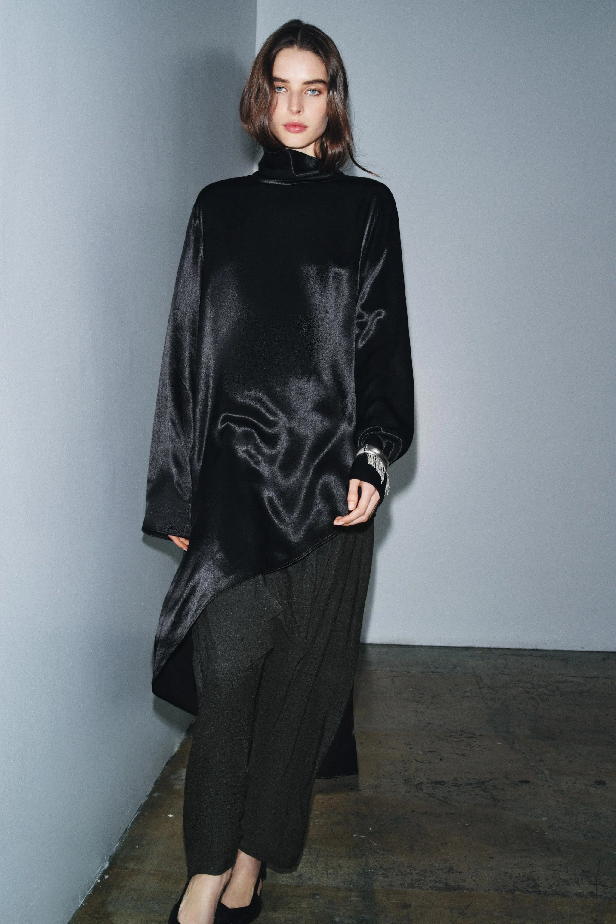 بلوز بلند نامتقارن ZW COLLECTION بلوز بلند نامتقارن ZW COLLECTION