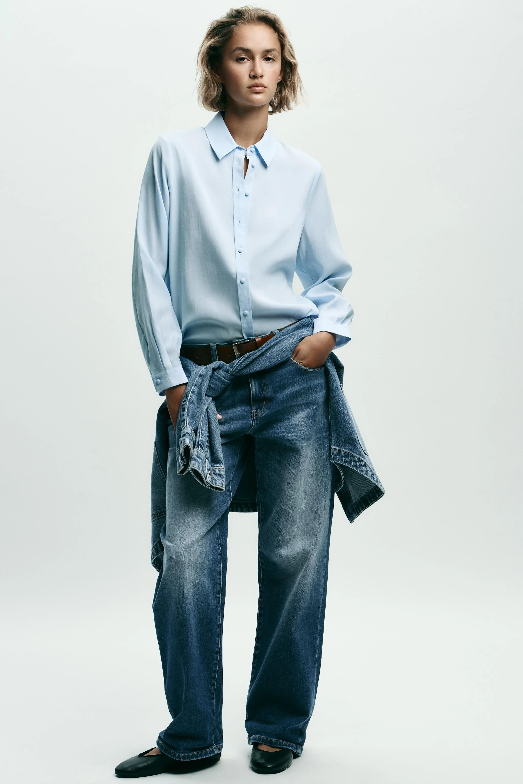 پیراهن آستین بلند با پارچه لطیف پیراهن آستین بلند با پارچه لطیف