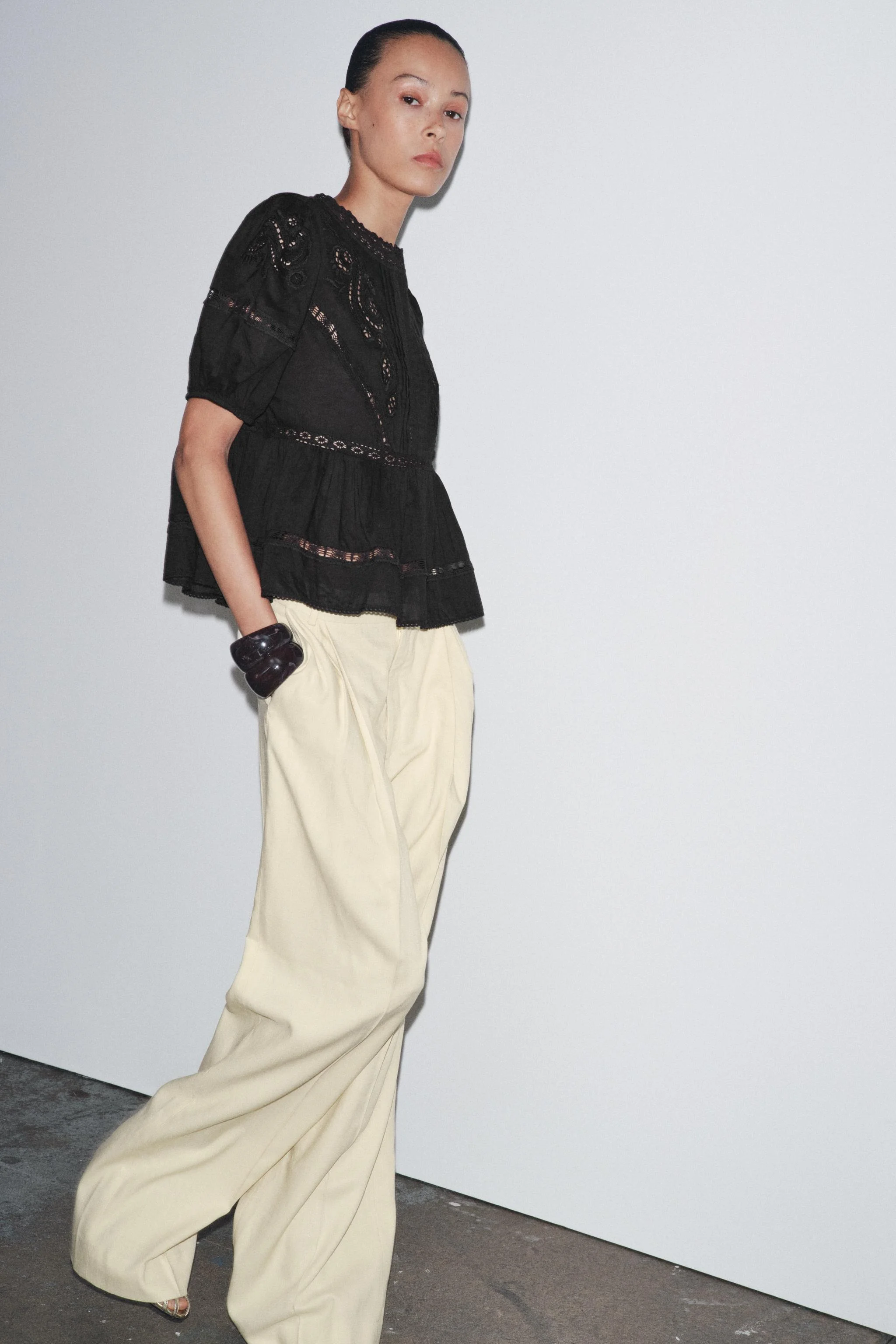 بلوز گلدوزی شده رمانتیک ZW COLLECTION بلوز گلدوزی شده رمانتیک ZW COLLECTION