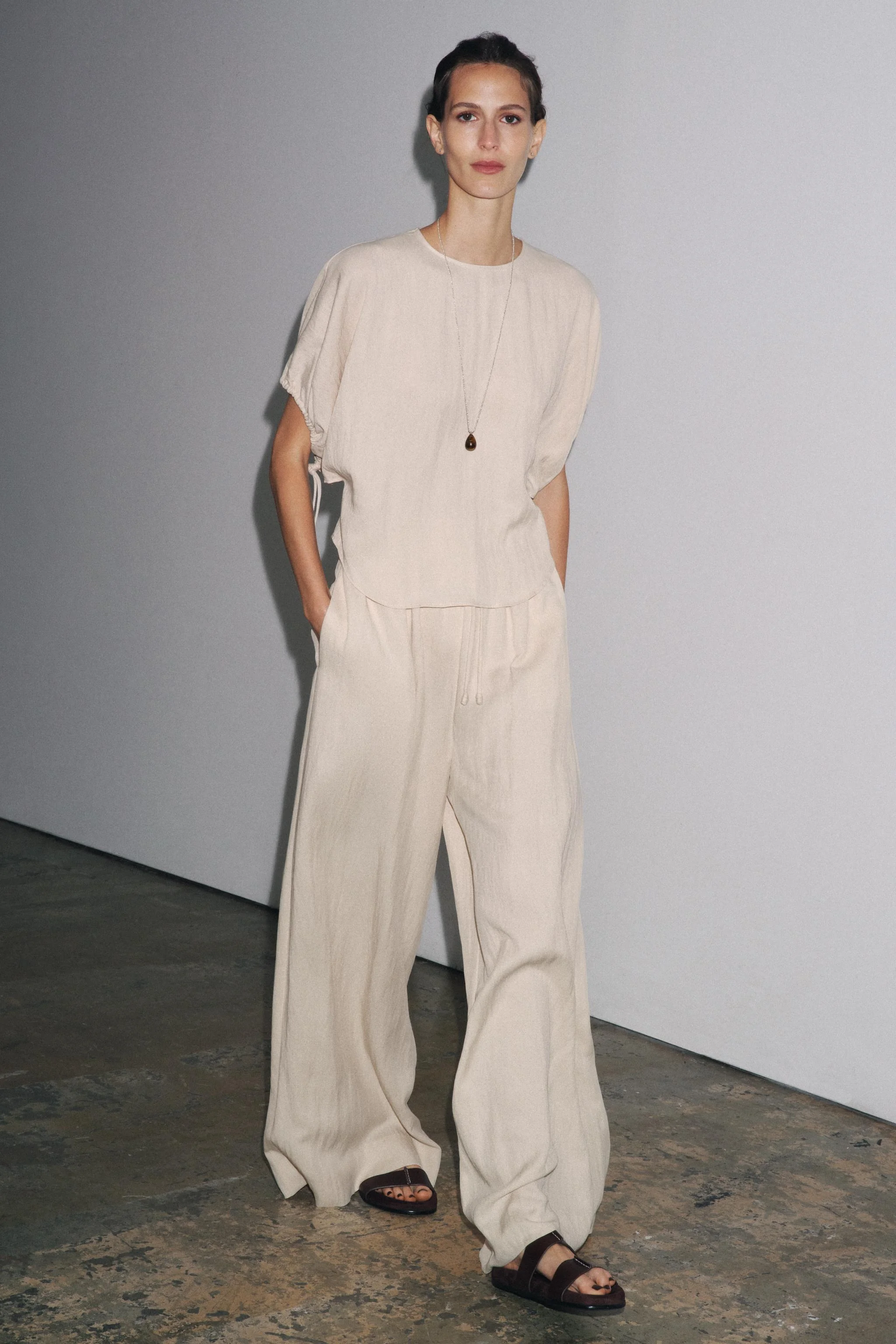 بلوز آستین پفی ZW COLLECTION