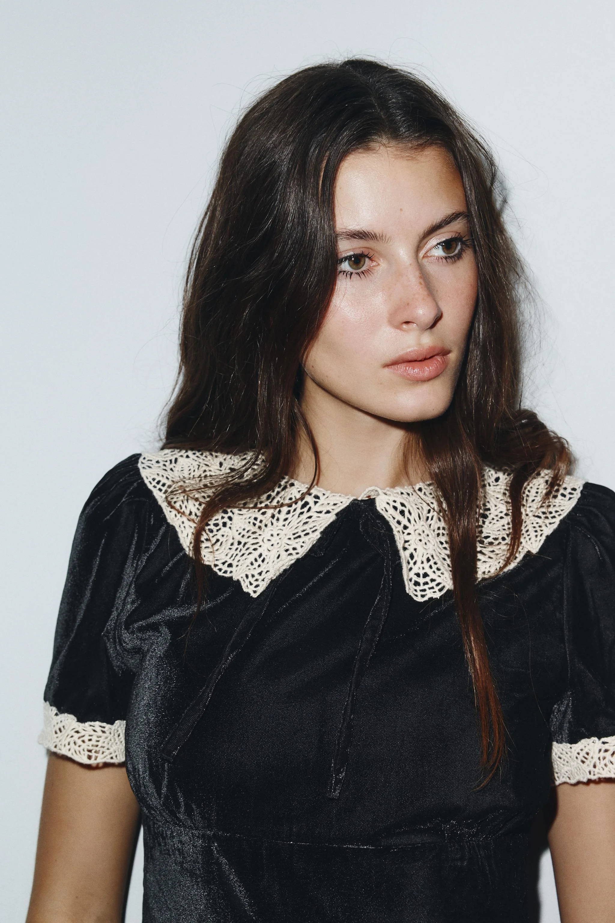 پیراهن مخمل با پاپیون قلاب بافی