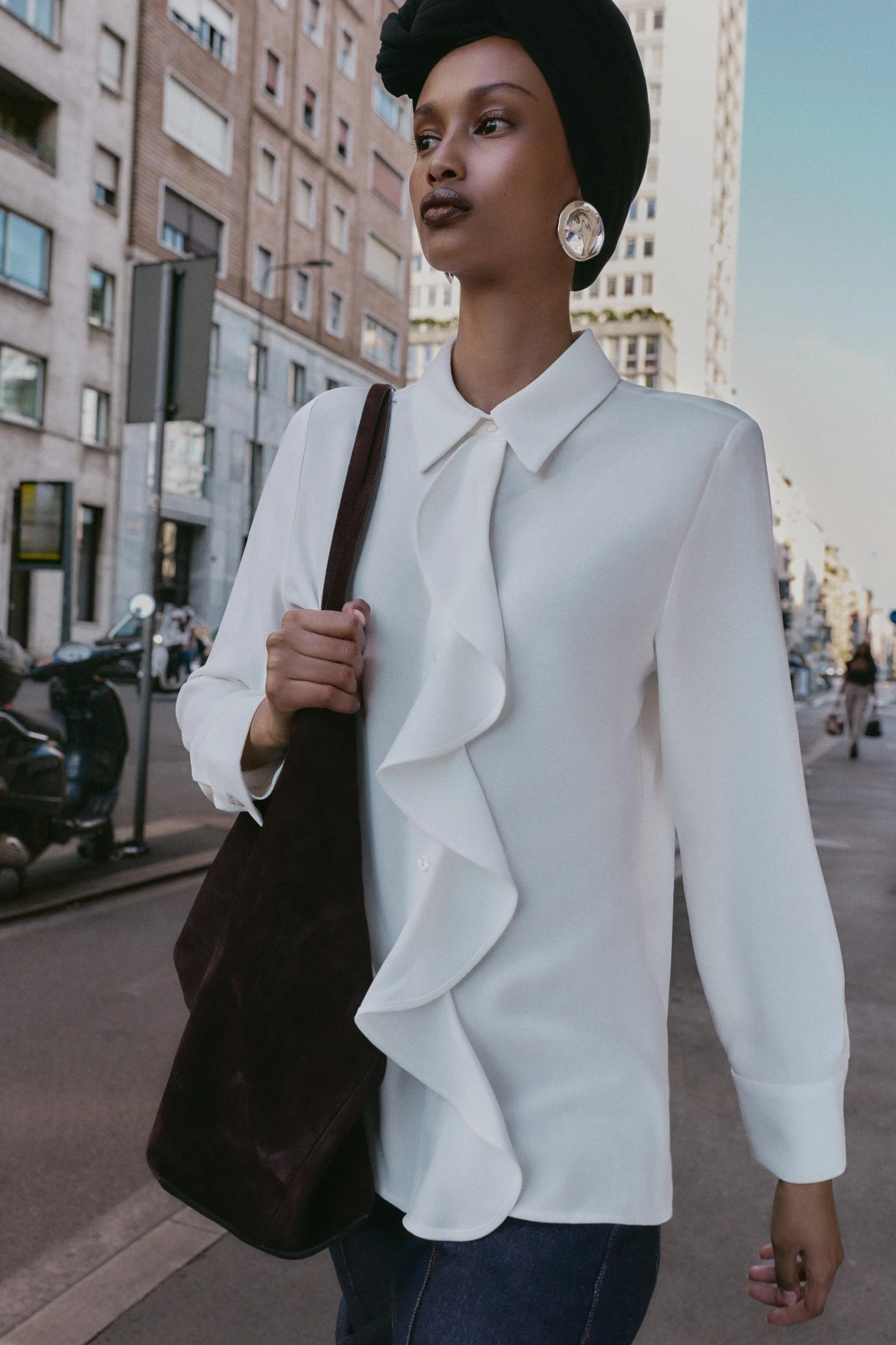 شومیز کرپ با چین‌دار