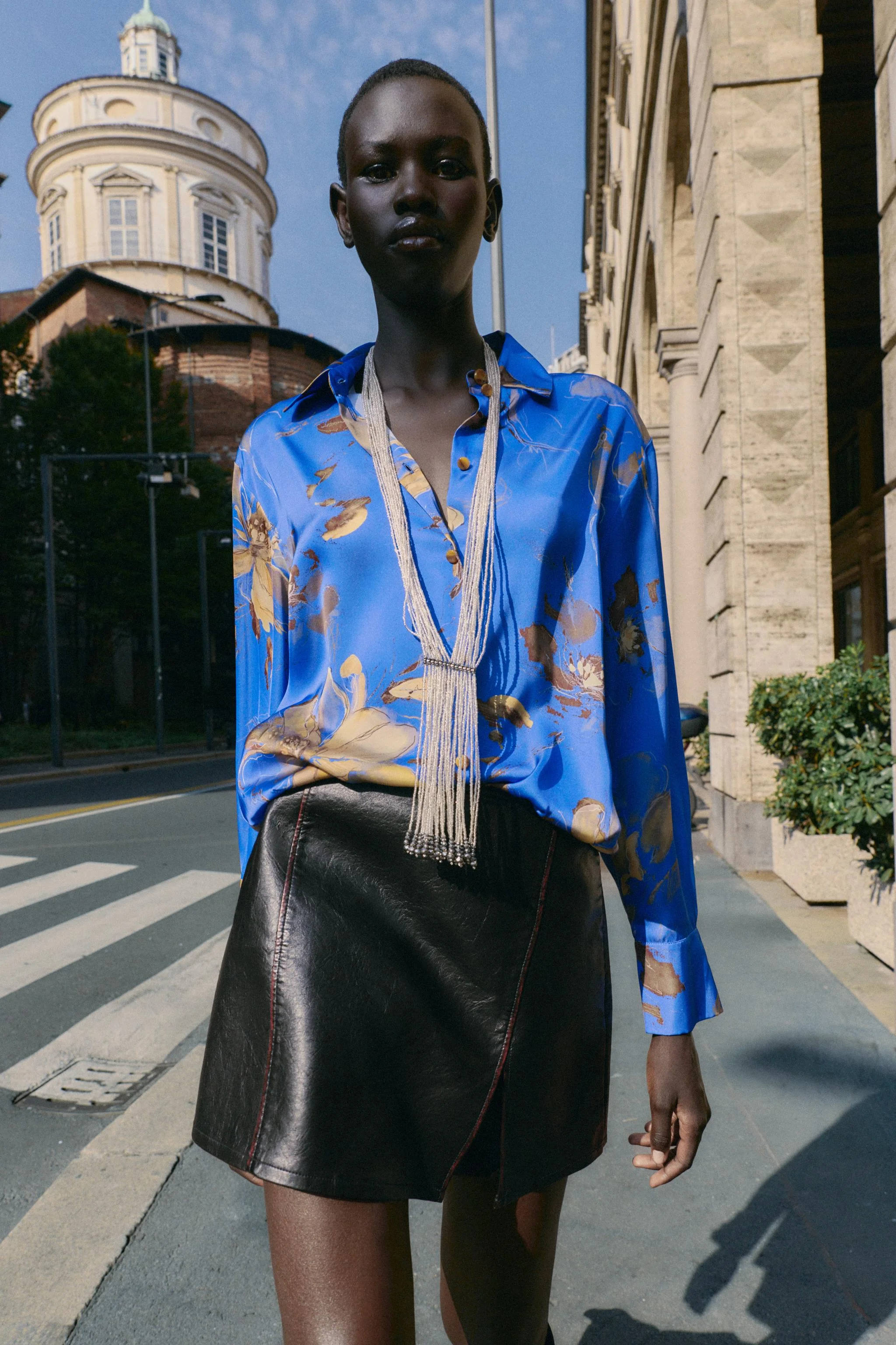 پیراهن ساتن طرح گل پیراهن ساتن طرح گل