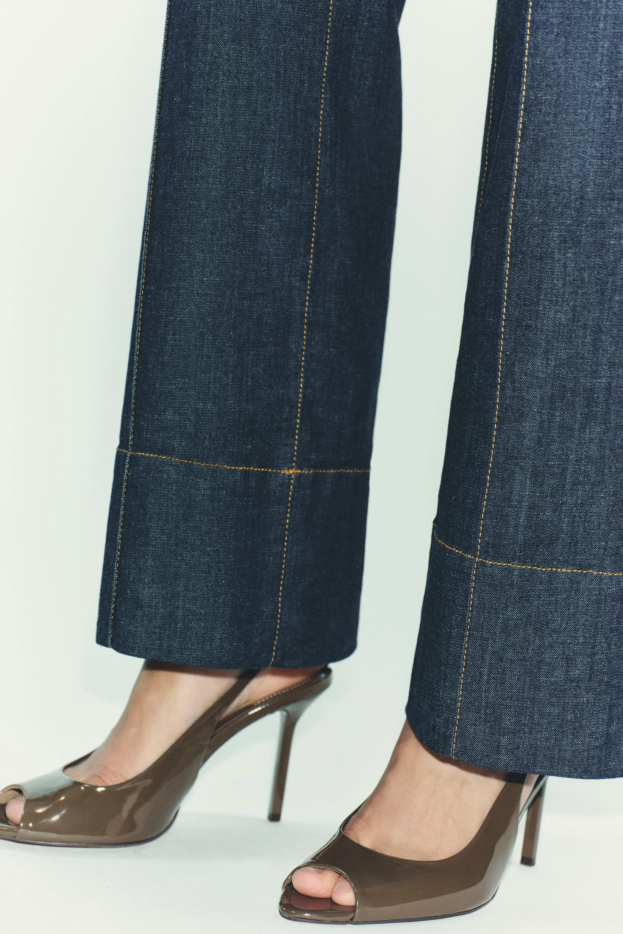 کفش پاشنه بلند نوک باز با بند پشتی