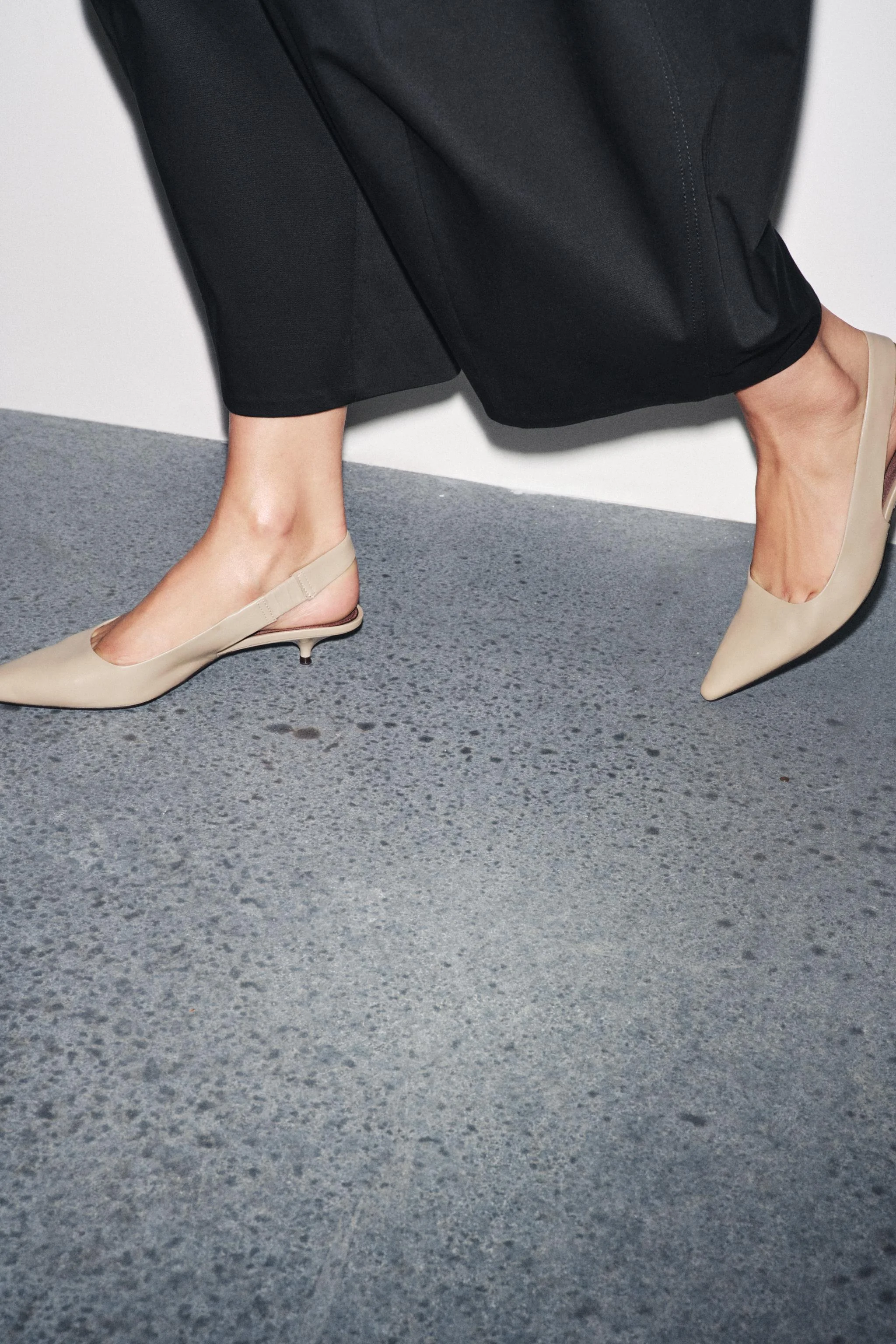 کفش های پاشنه دار اسلینگ بک کفش های پاشنه دار اسلینگ بک