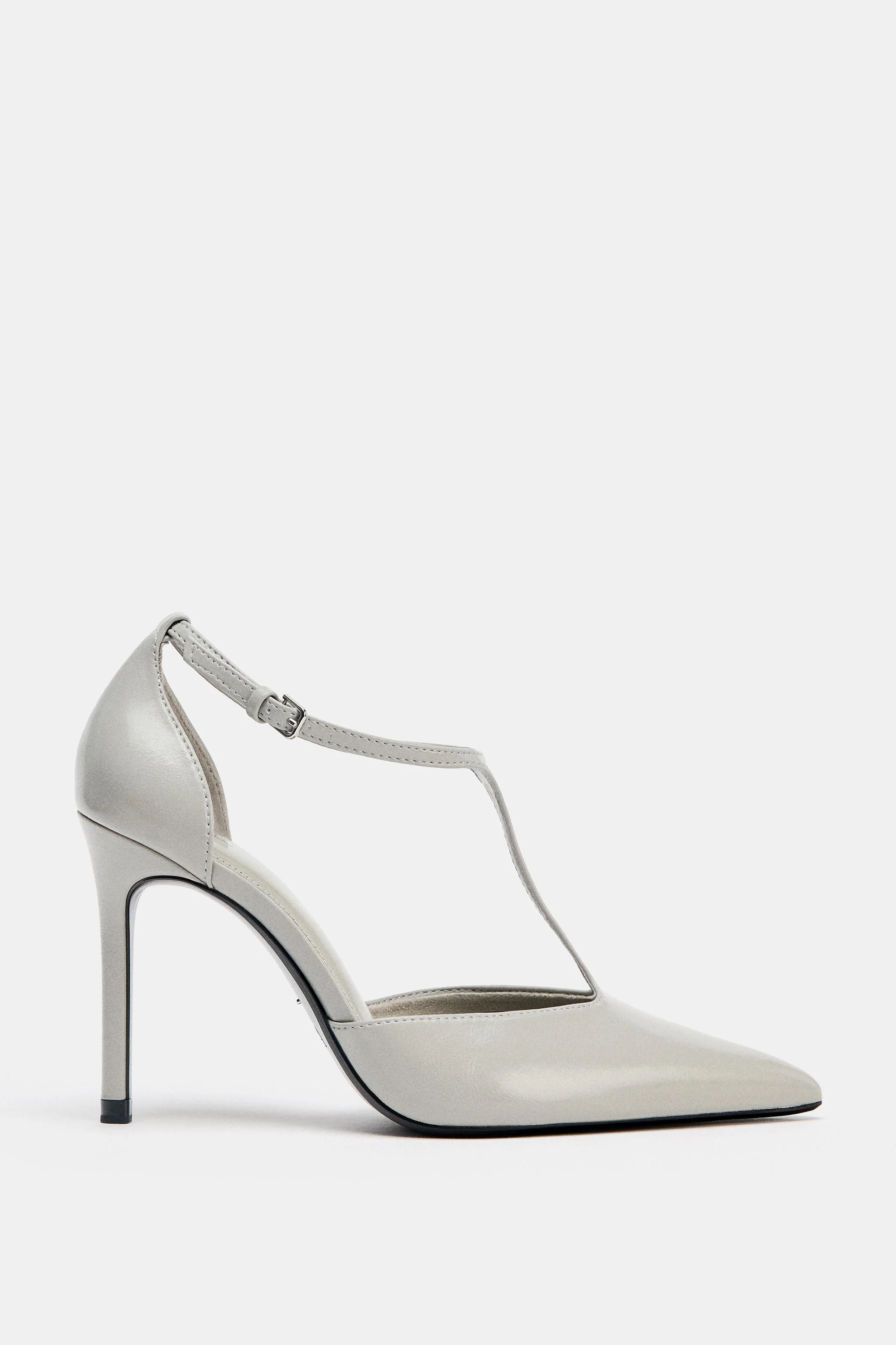 کفش پاشنه بلند بند دار کفش پاشنه بلند بند دار