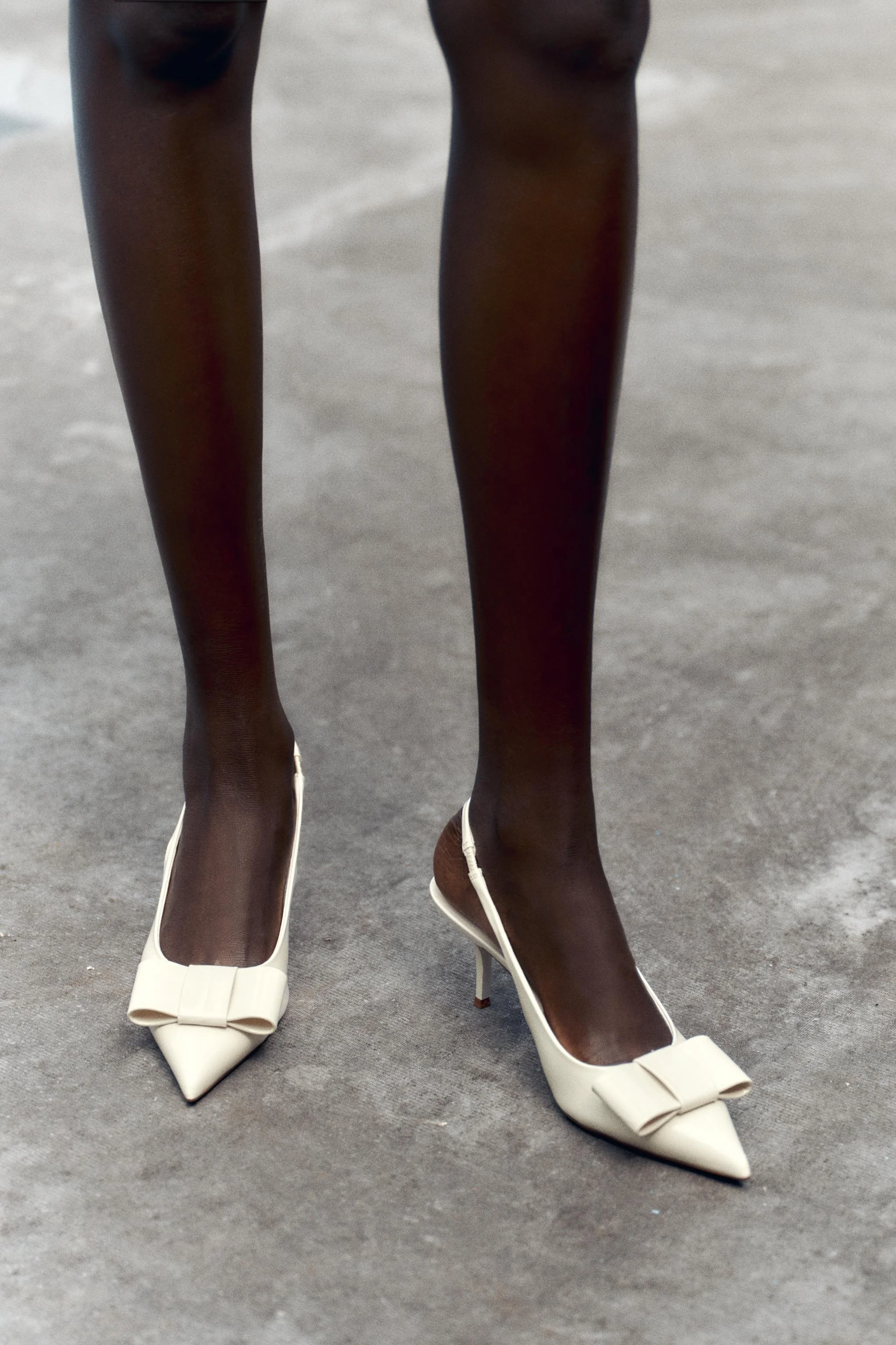 کفش پاشنه بلند رکابی با طرح چرم مصنوعی و پاپیون