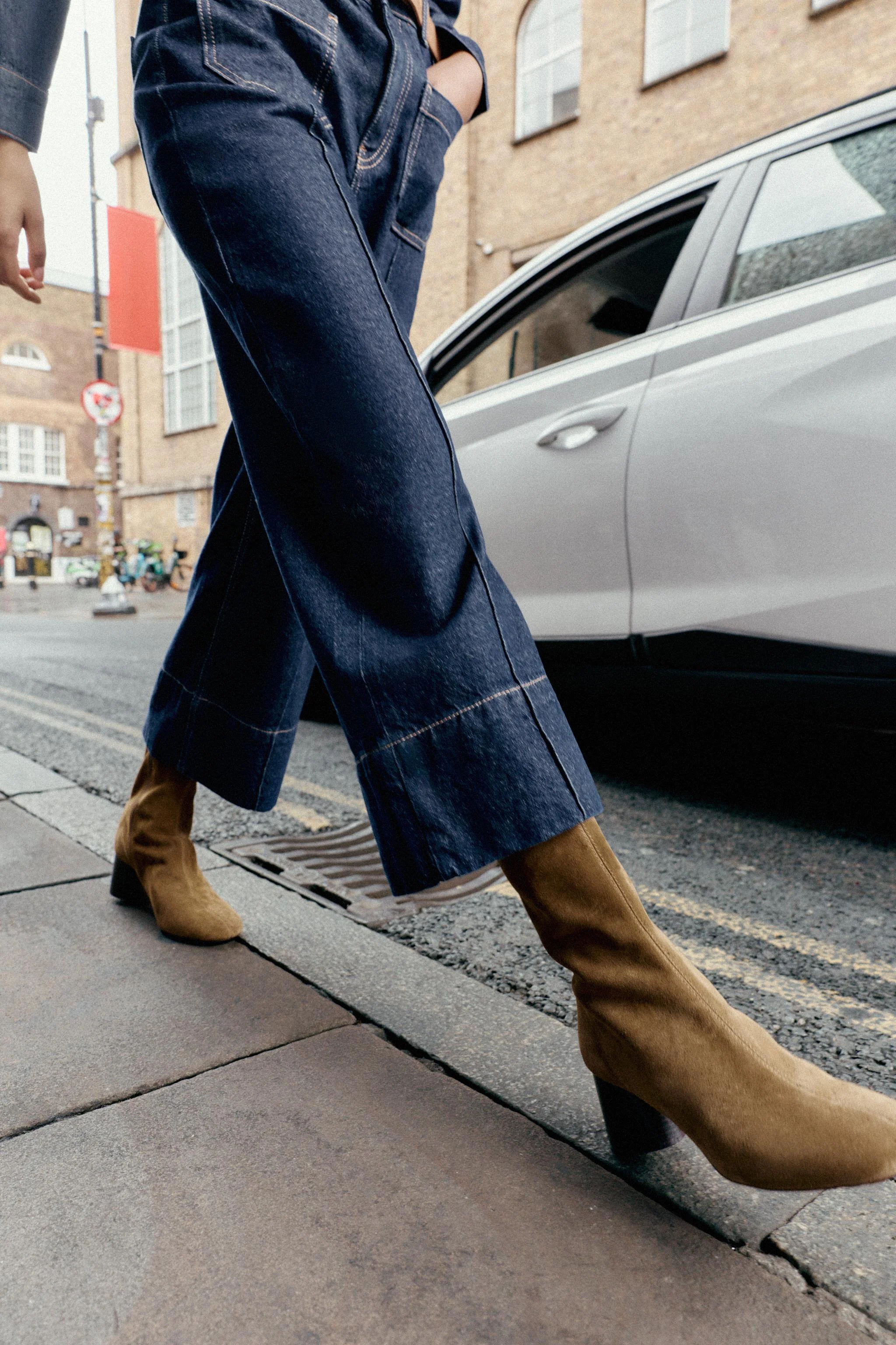 نیم بوت پاشنه دار замше جدا شده