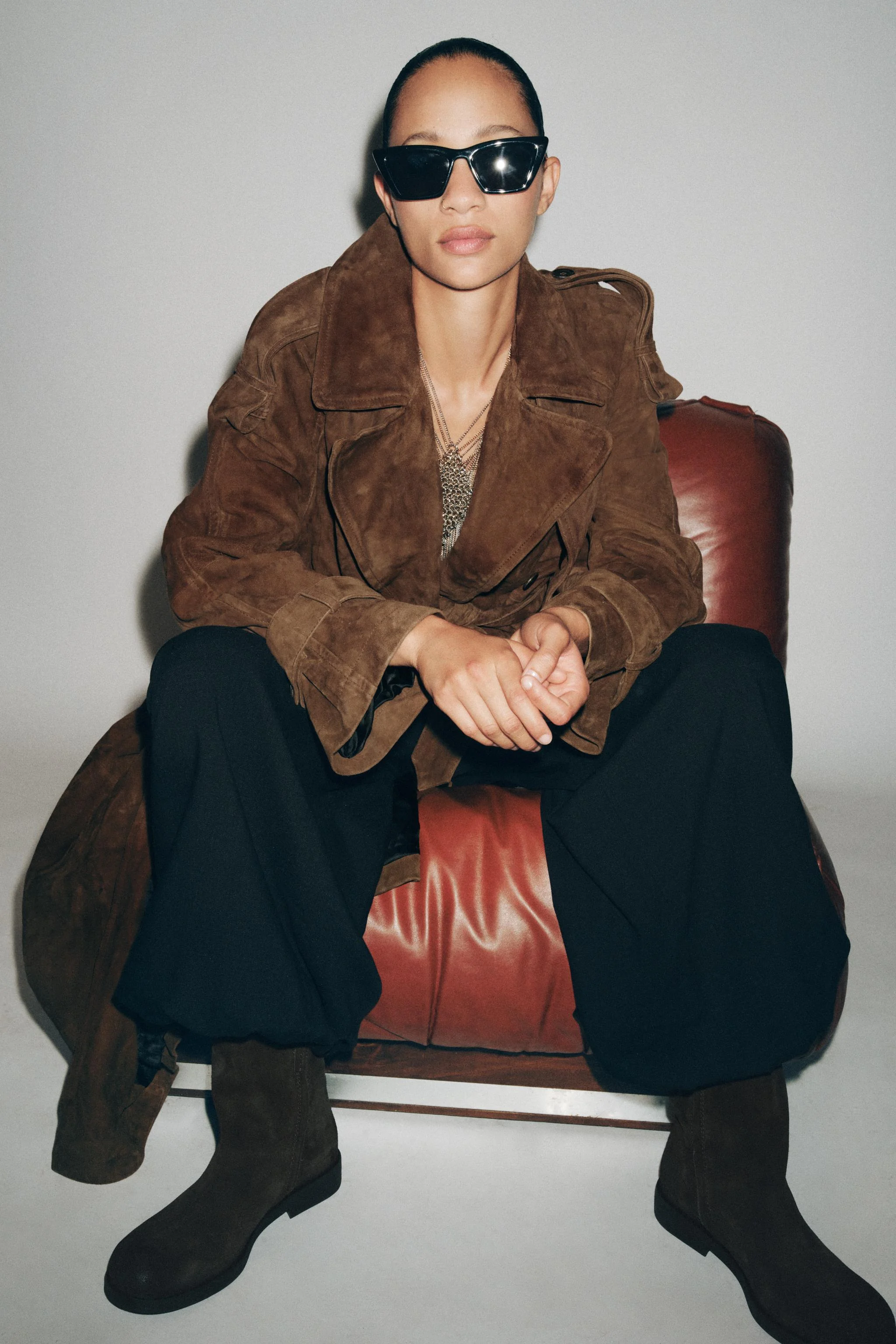 بوت های ساق دار جیر تخت