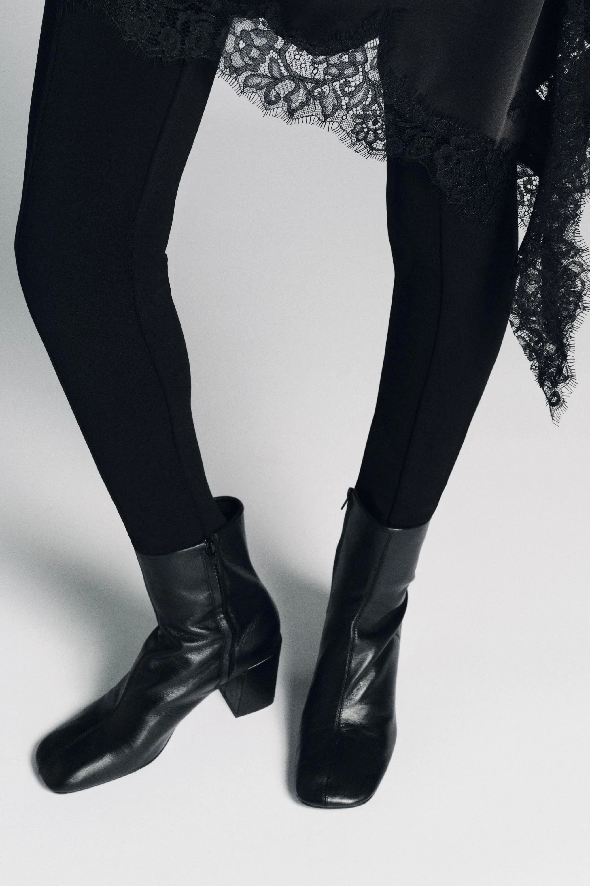 بوت های چرمی پاشنه دار