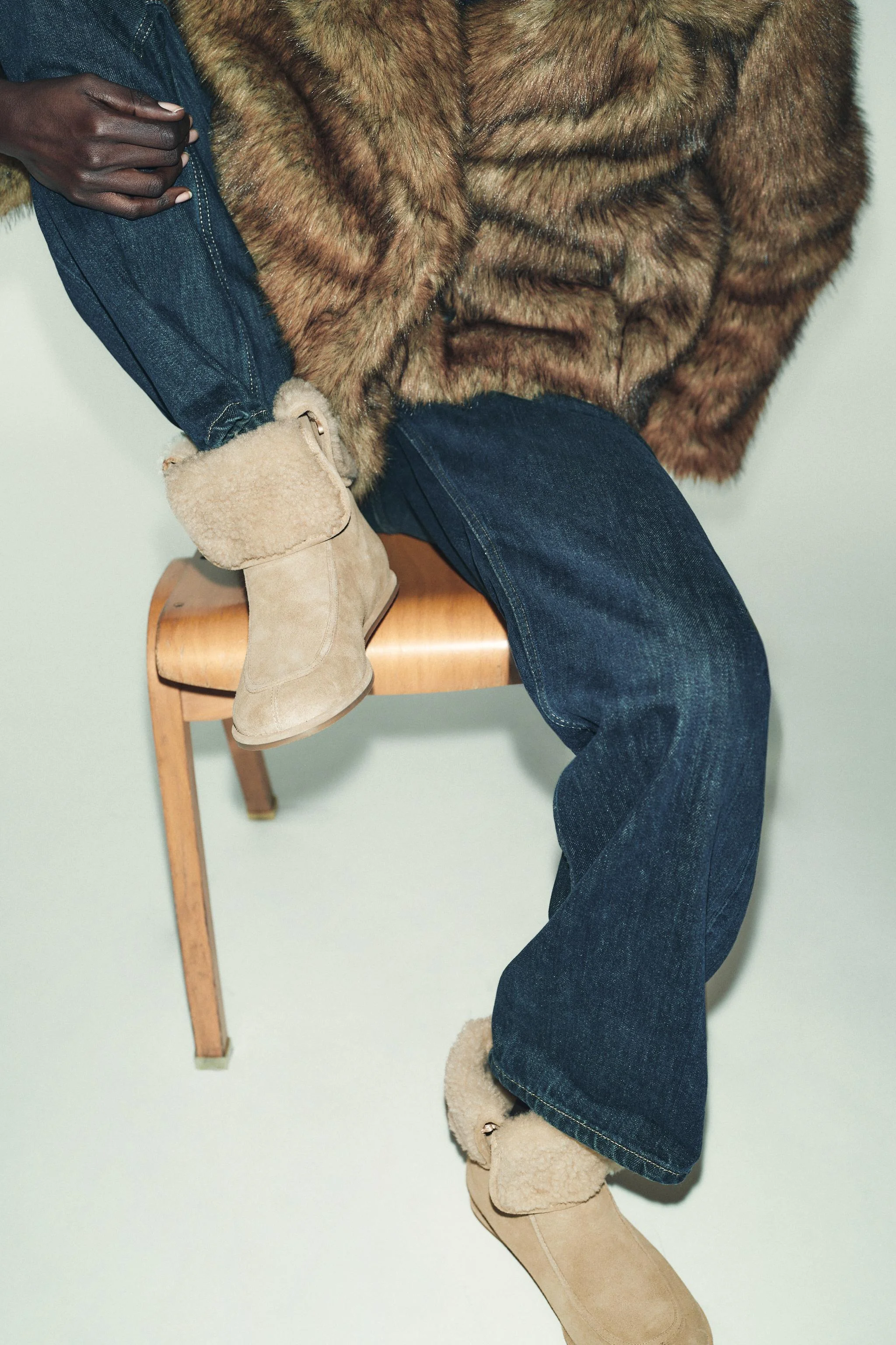 نیم بوت های جیر تخت