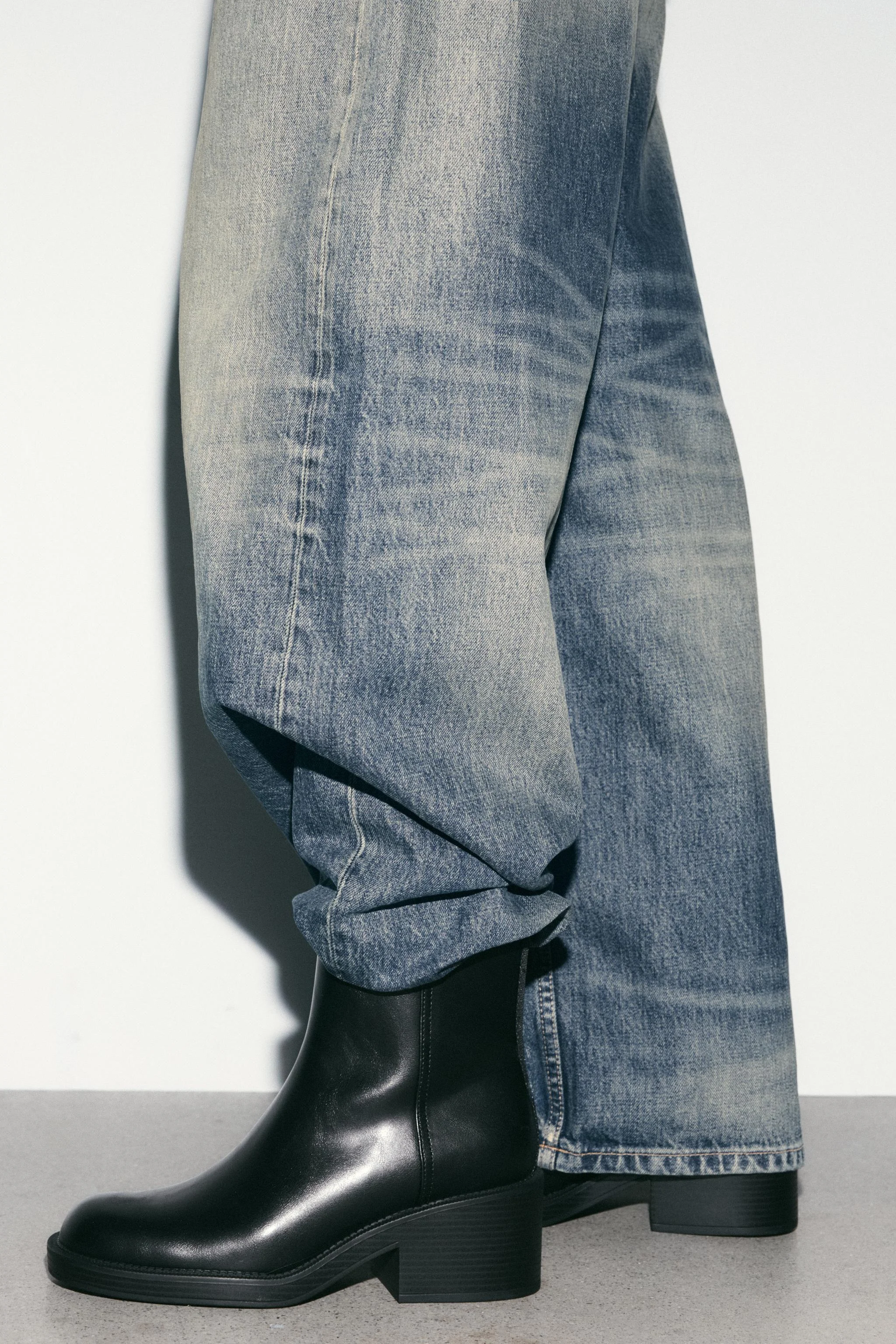 بوت های ساق دار پاشنه پهن