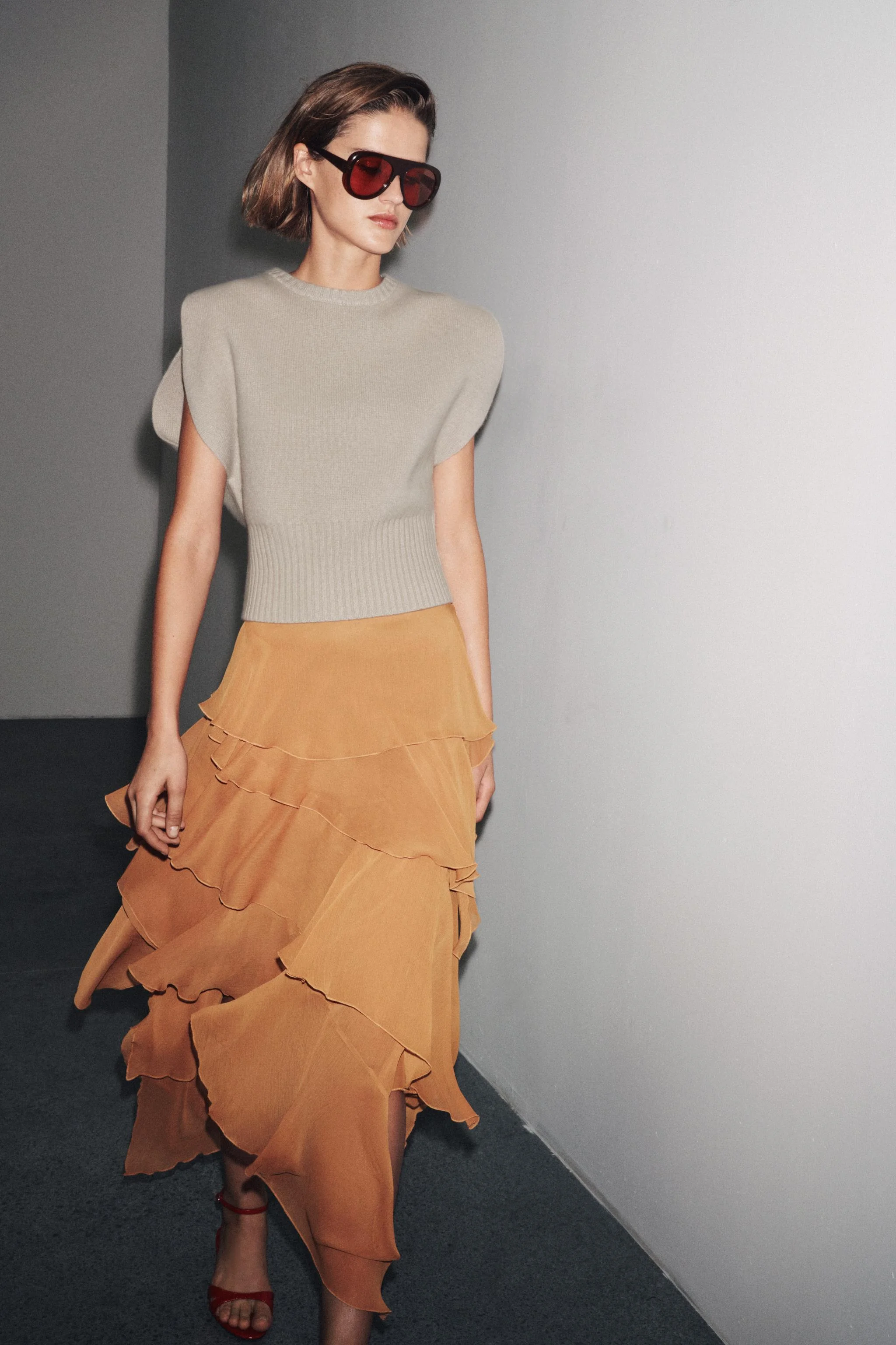 جلیقه پشمی بدون آستین