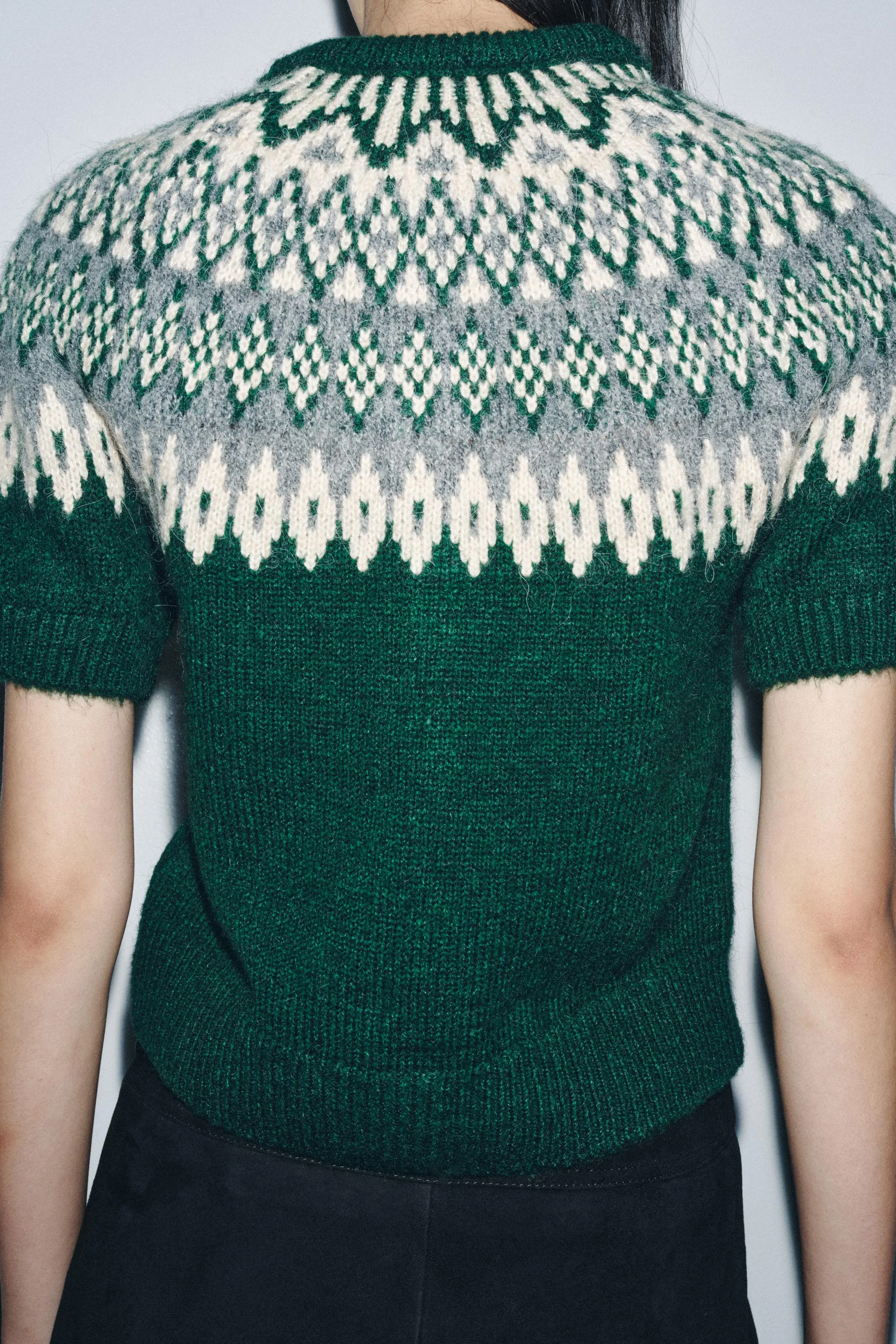 کاردیگان آستین کوتاه بافت ژاکارد