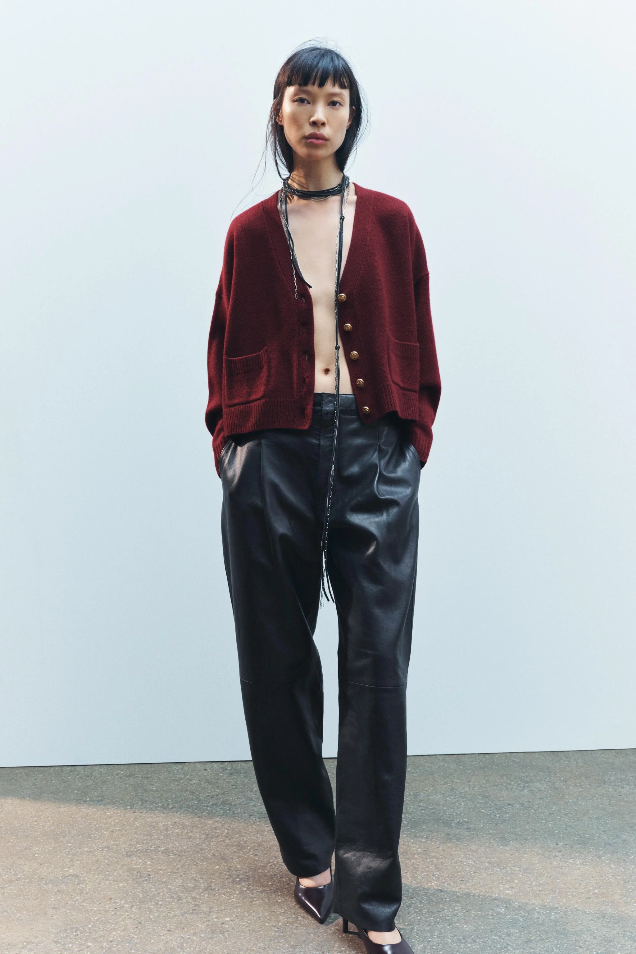 کت پشمی ۱۰۰٪ با دکمه های طلایی