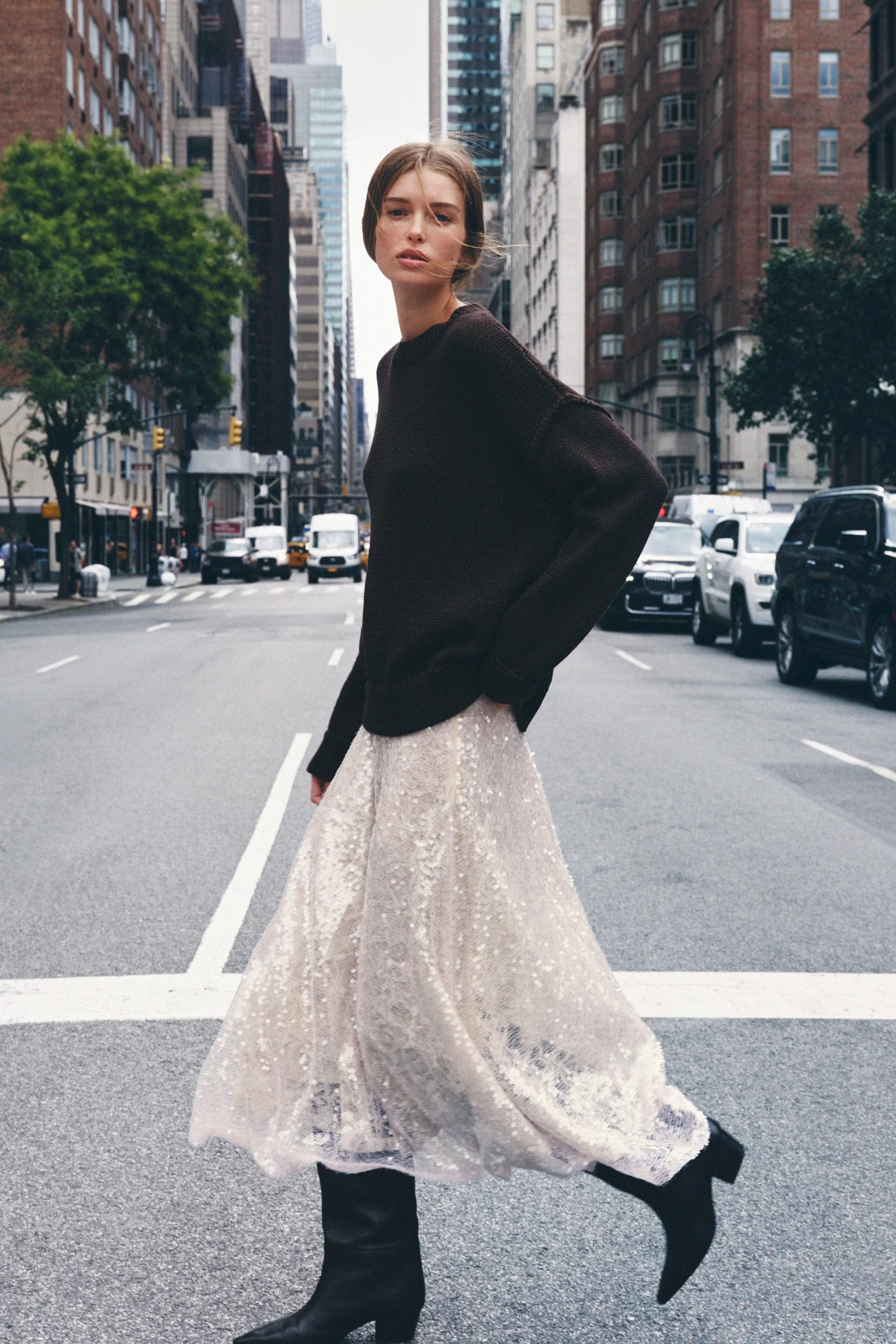 پلیور بافتنی با درزهای نمایان