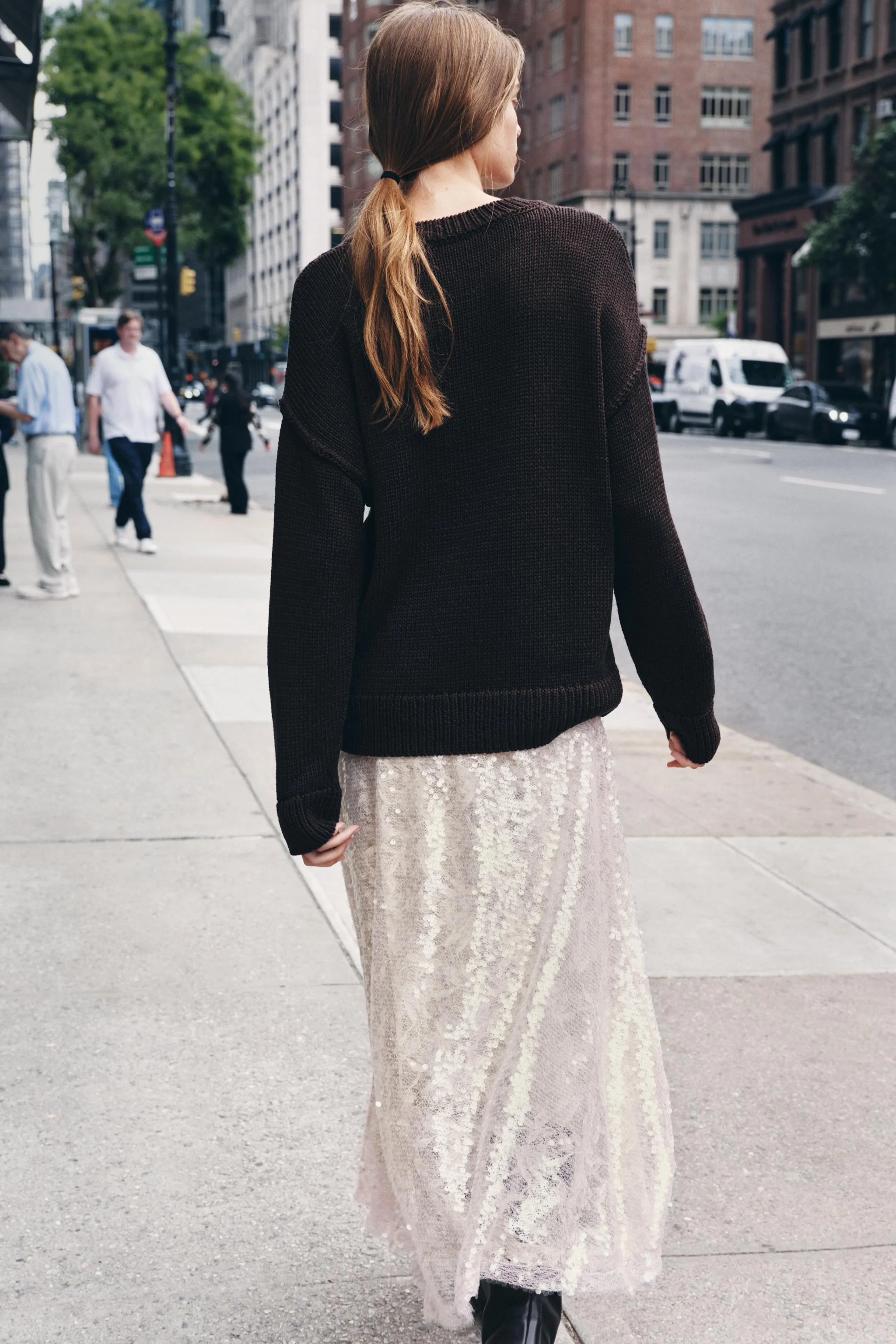 پلیور بافتنی با درزهای نمایان