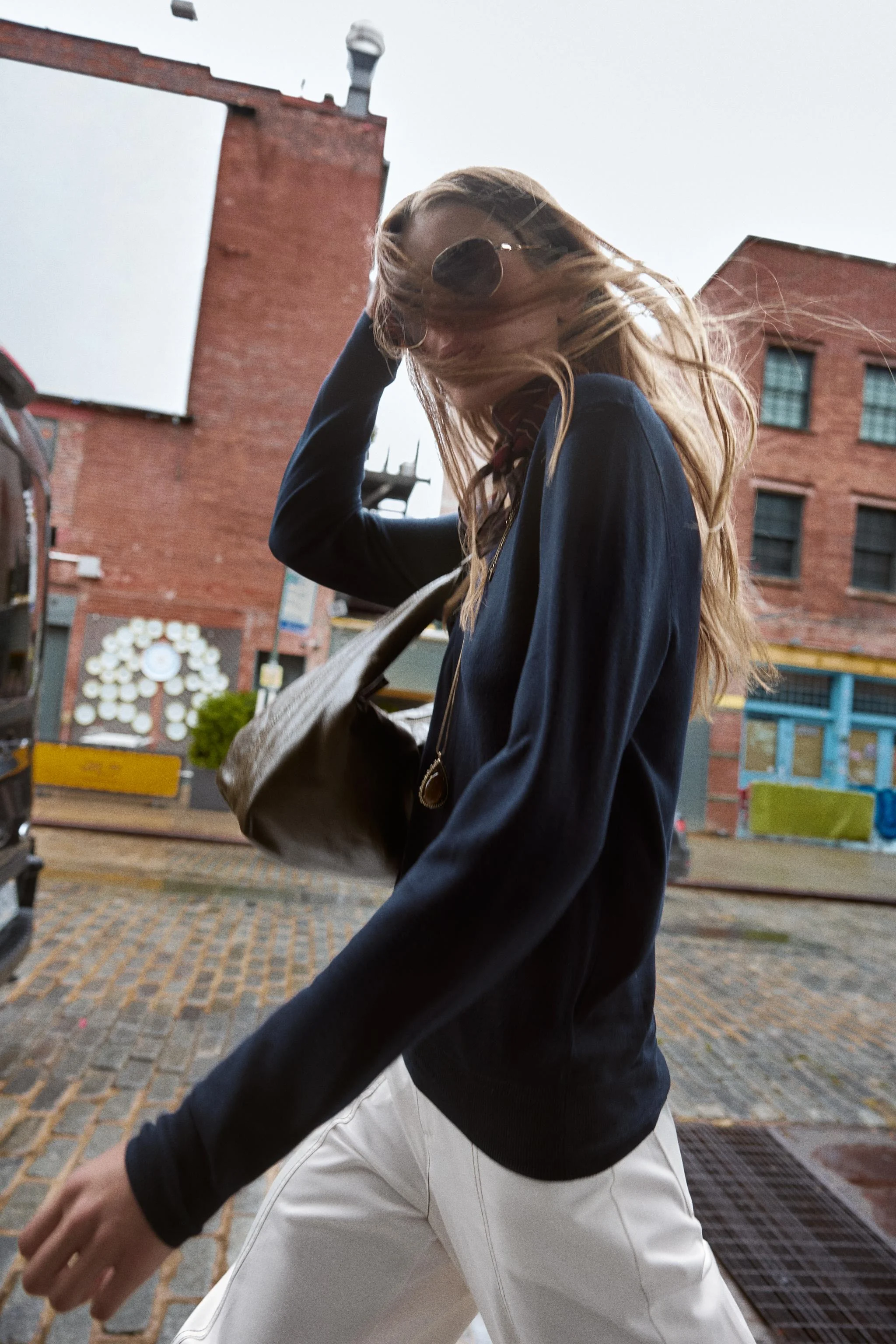 ژاکت بافتنی ساده با 35% پشم ژاکت بافتنی ساده با 35% پشم