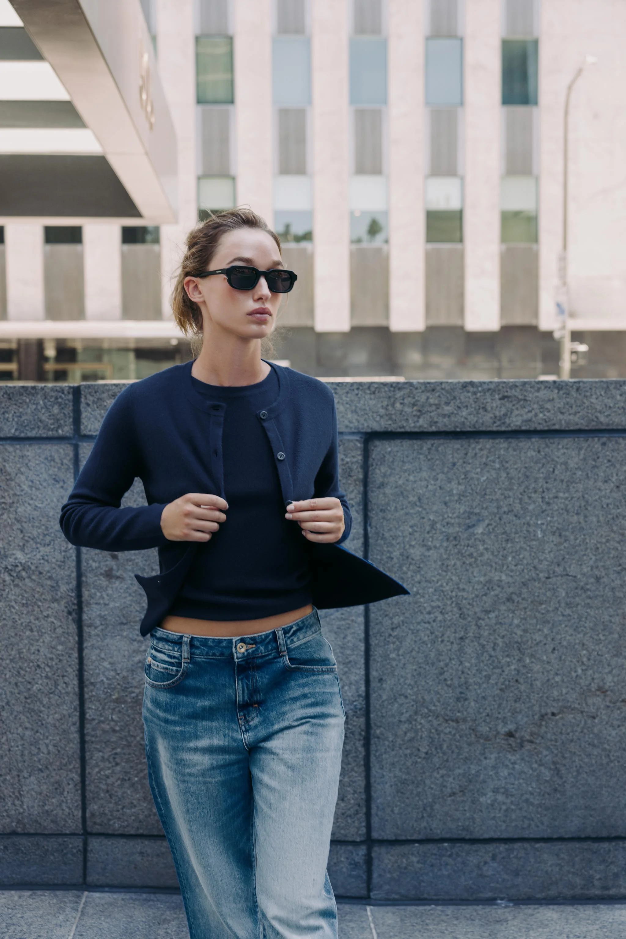 کاردیگان بافت ساده با دکمه کاردیگان بافت ساده با دکمه