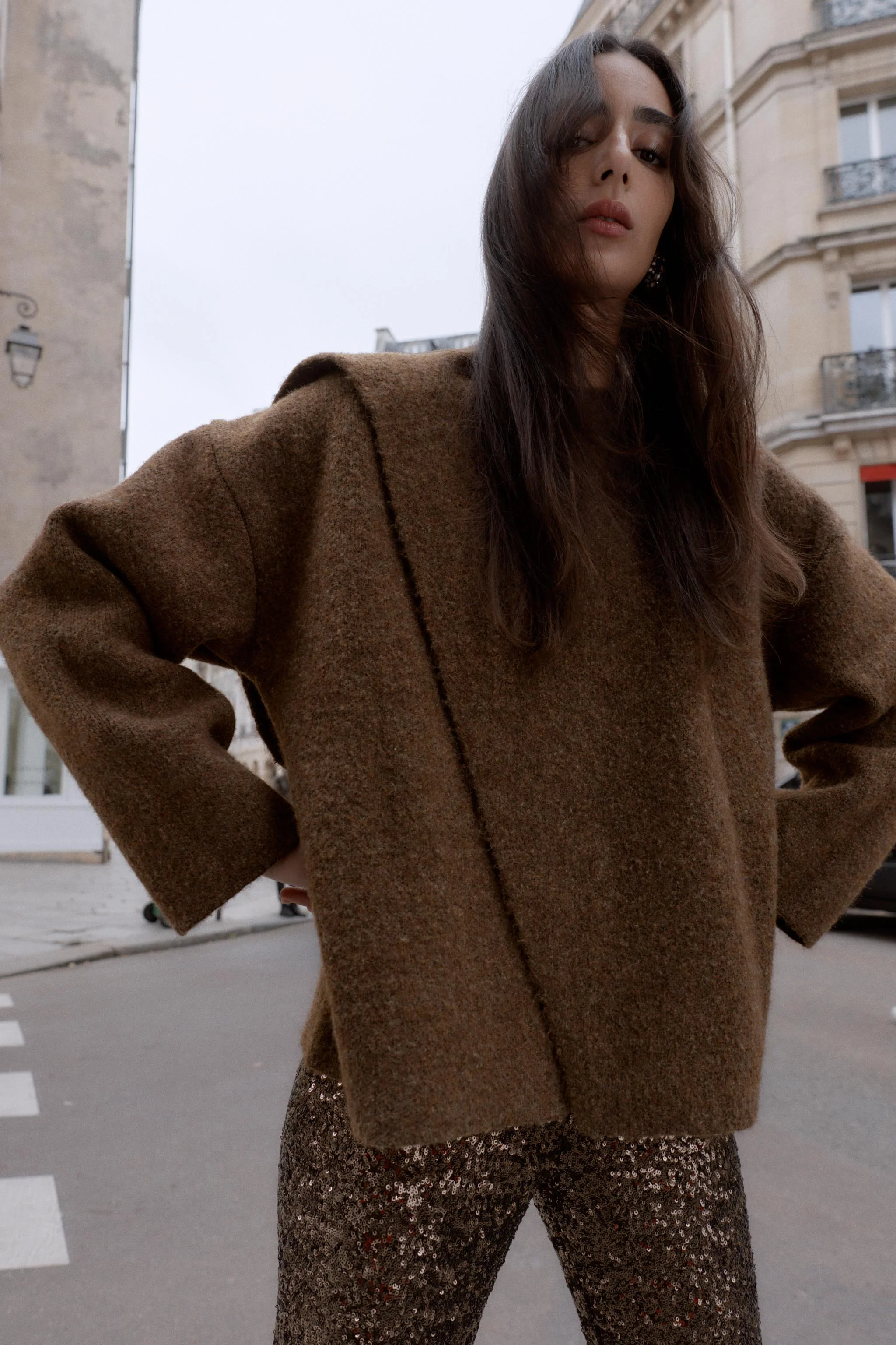 ژاکت یقه گرد با جزئیات شال