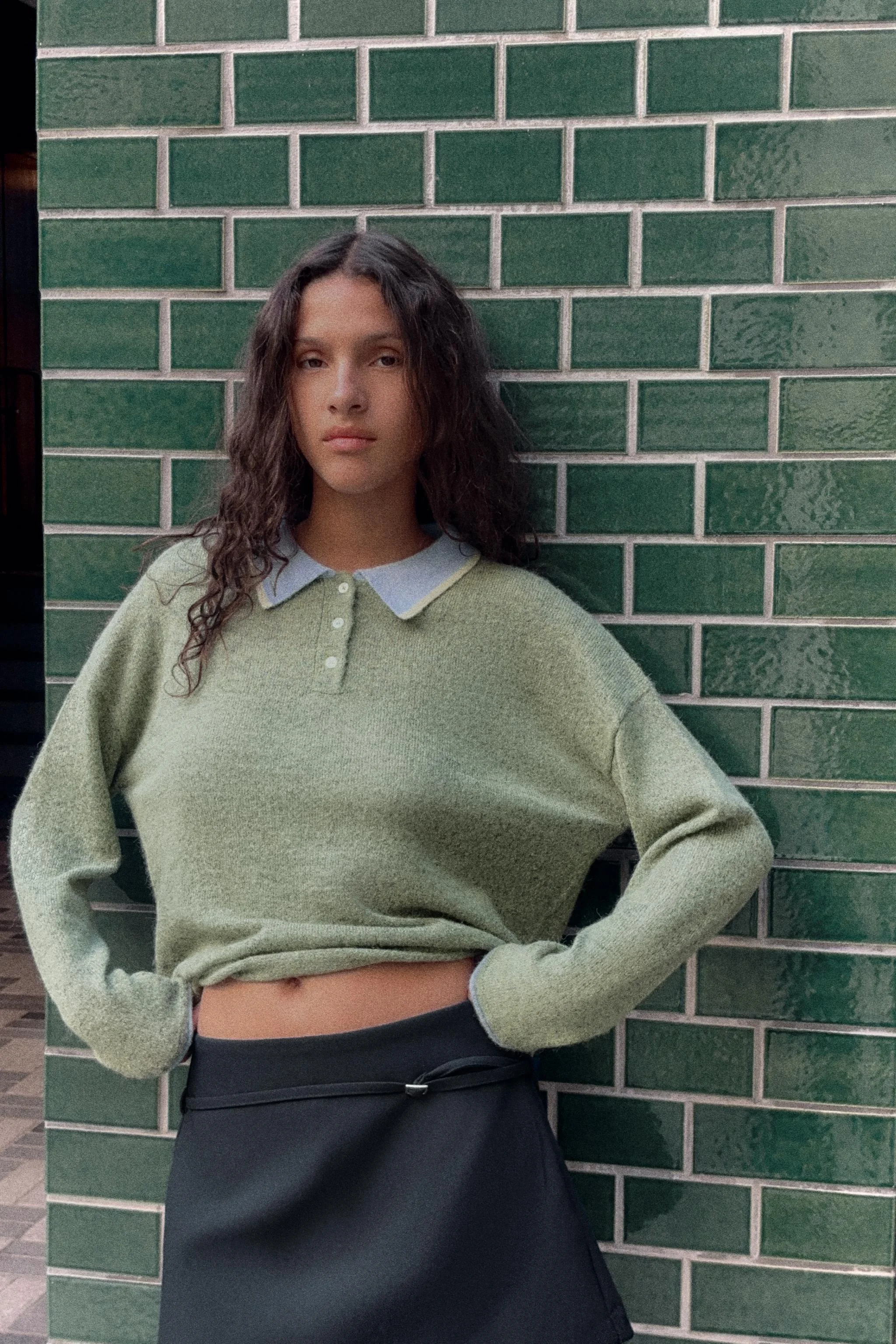 پولوشرت بافتنی با تضاد رنگ