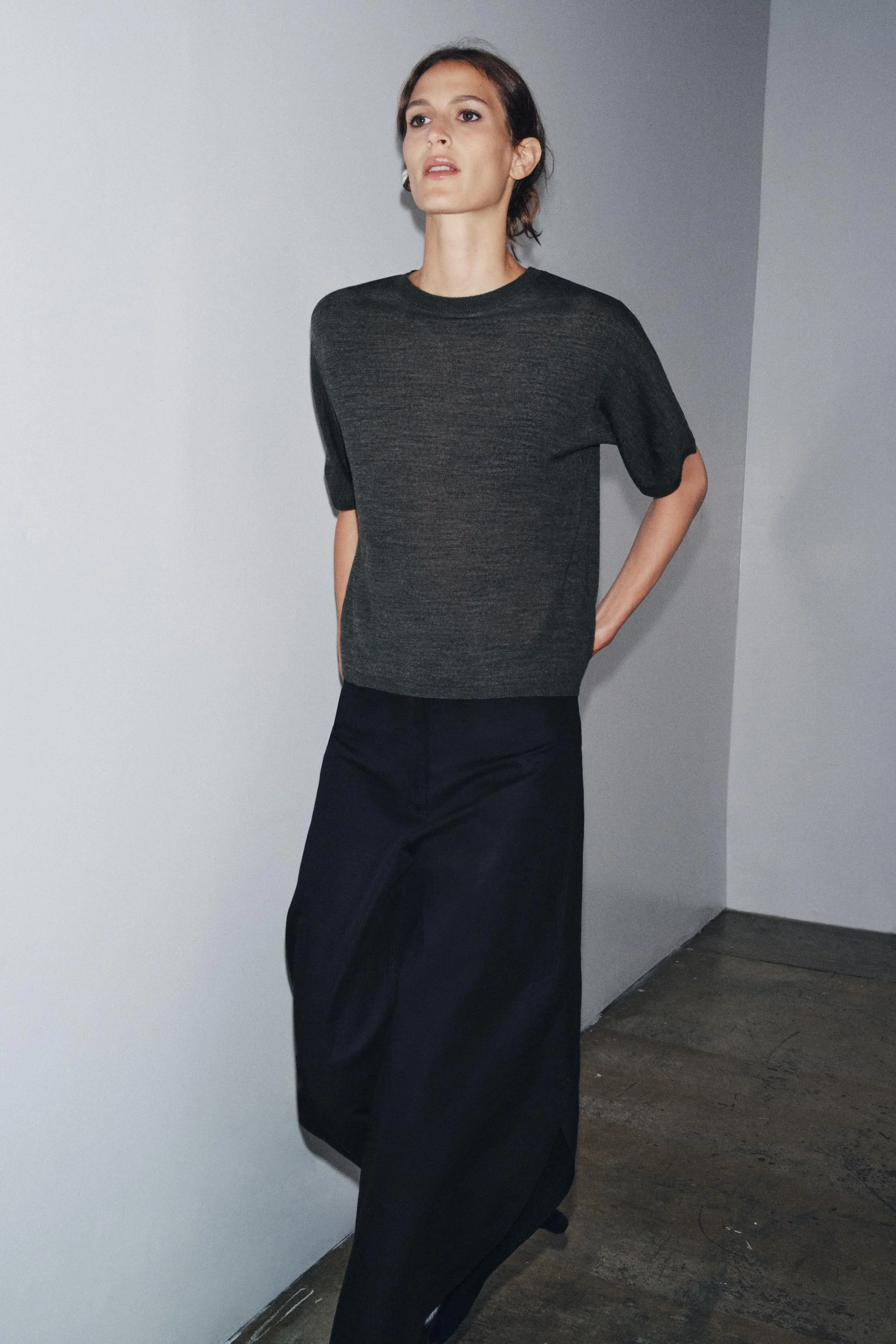 پلیور بافت ساده آستین کوتاه با ترکیب پشم