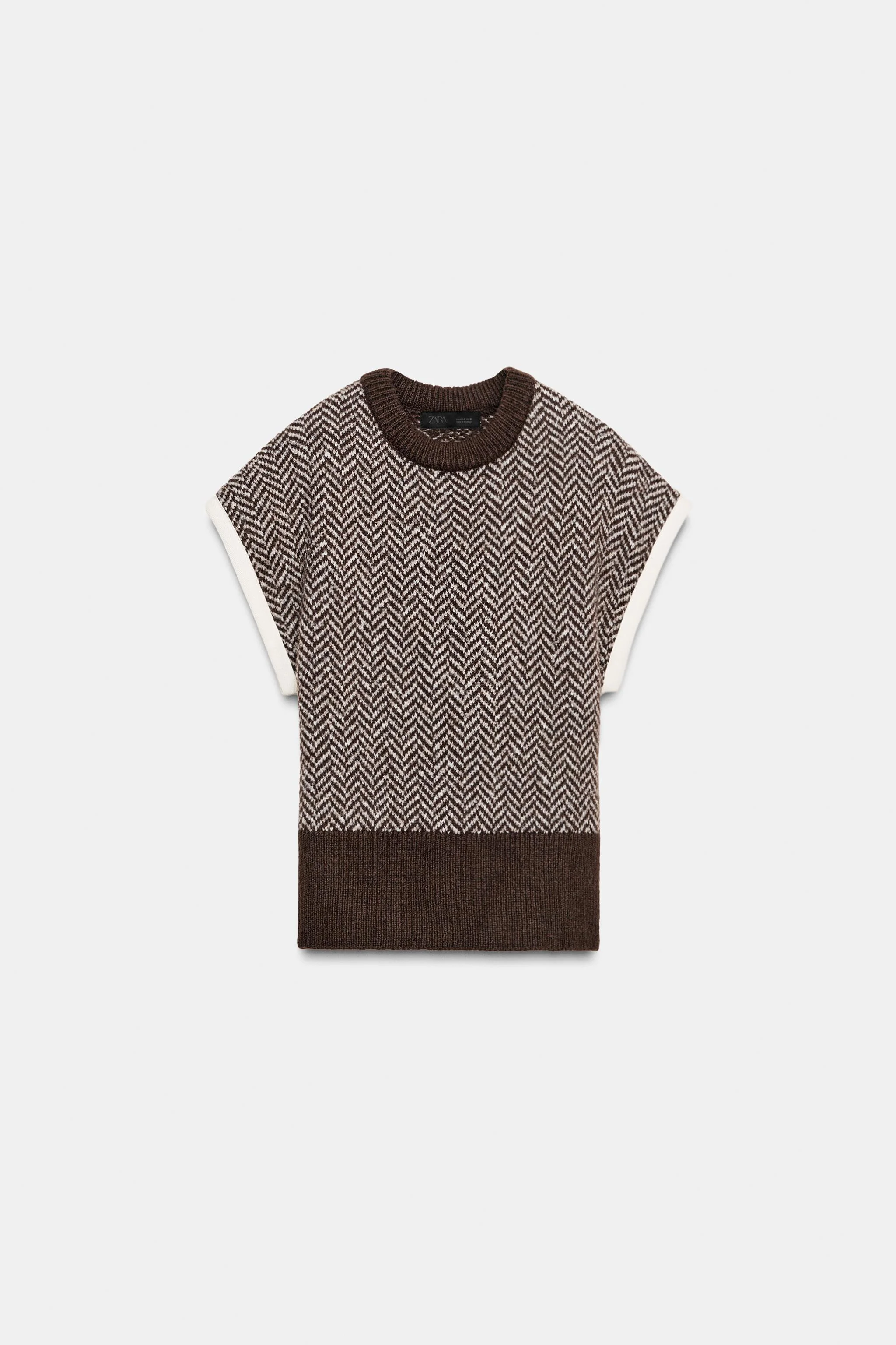 جلیقه بافت طرح شاه ماهی یقه گرد