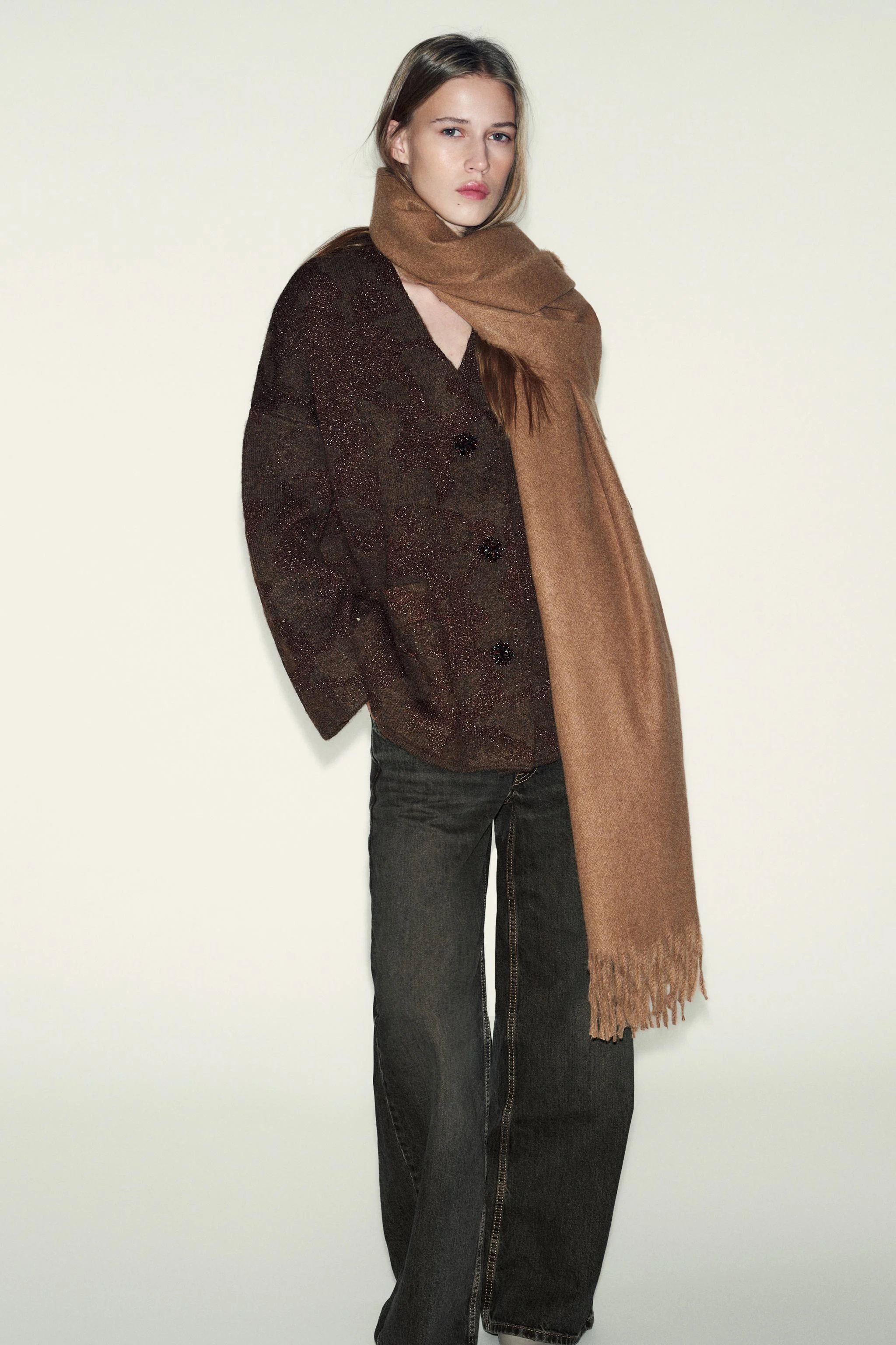 ژاکت بافتنی با نخ متالیک ژاکت بافتنی با نخ متالیک