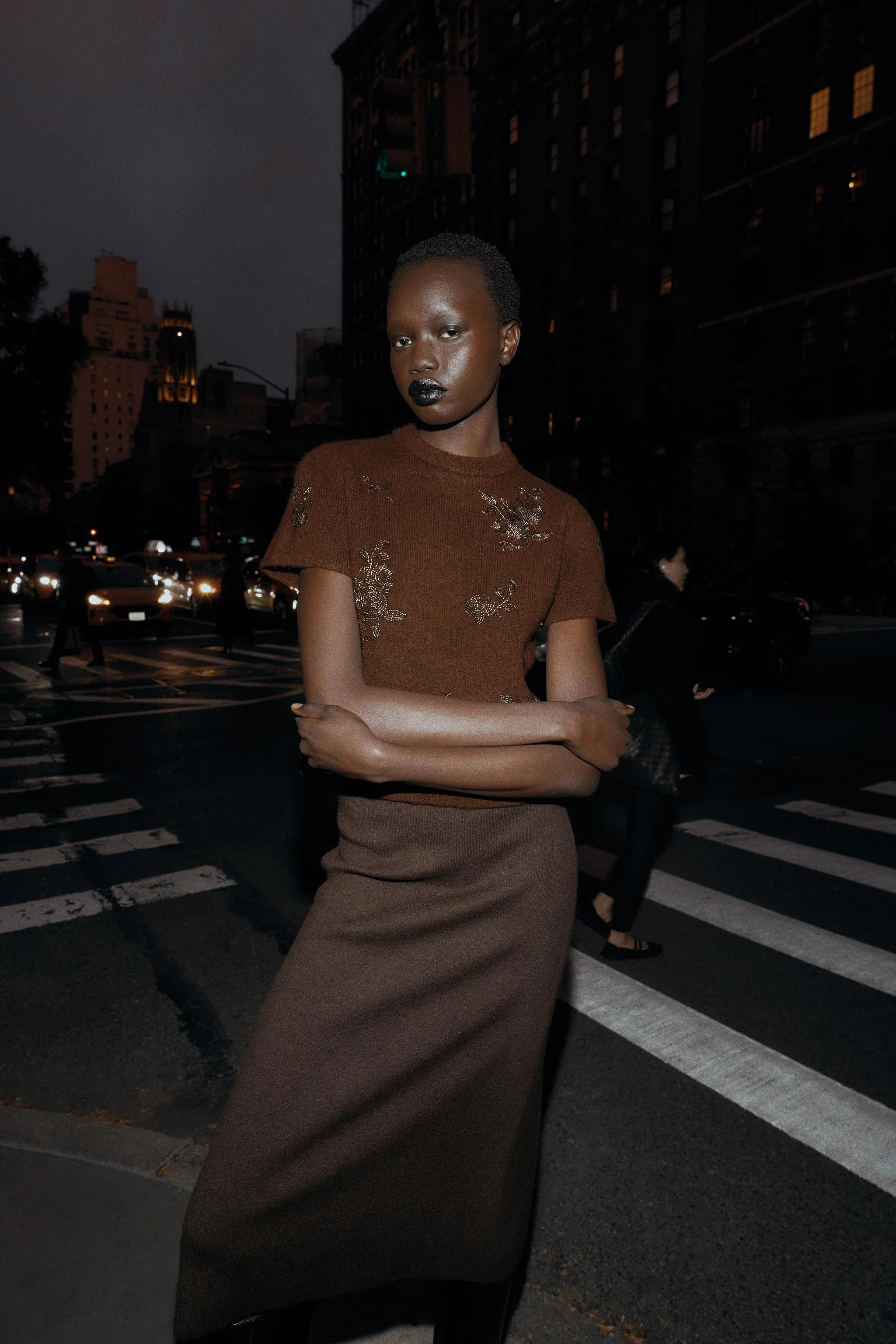 بلوز آستین کوتاه مهره دار بلوز آستین کوتاه مهره دار