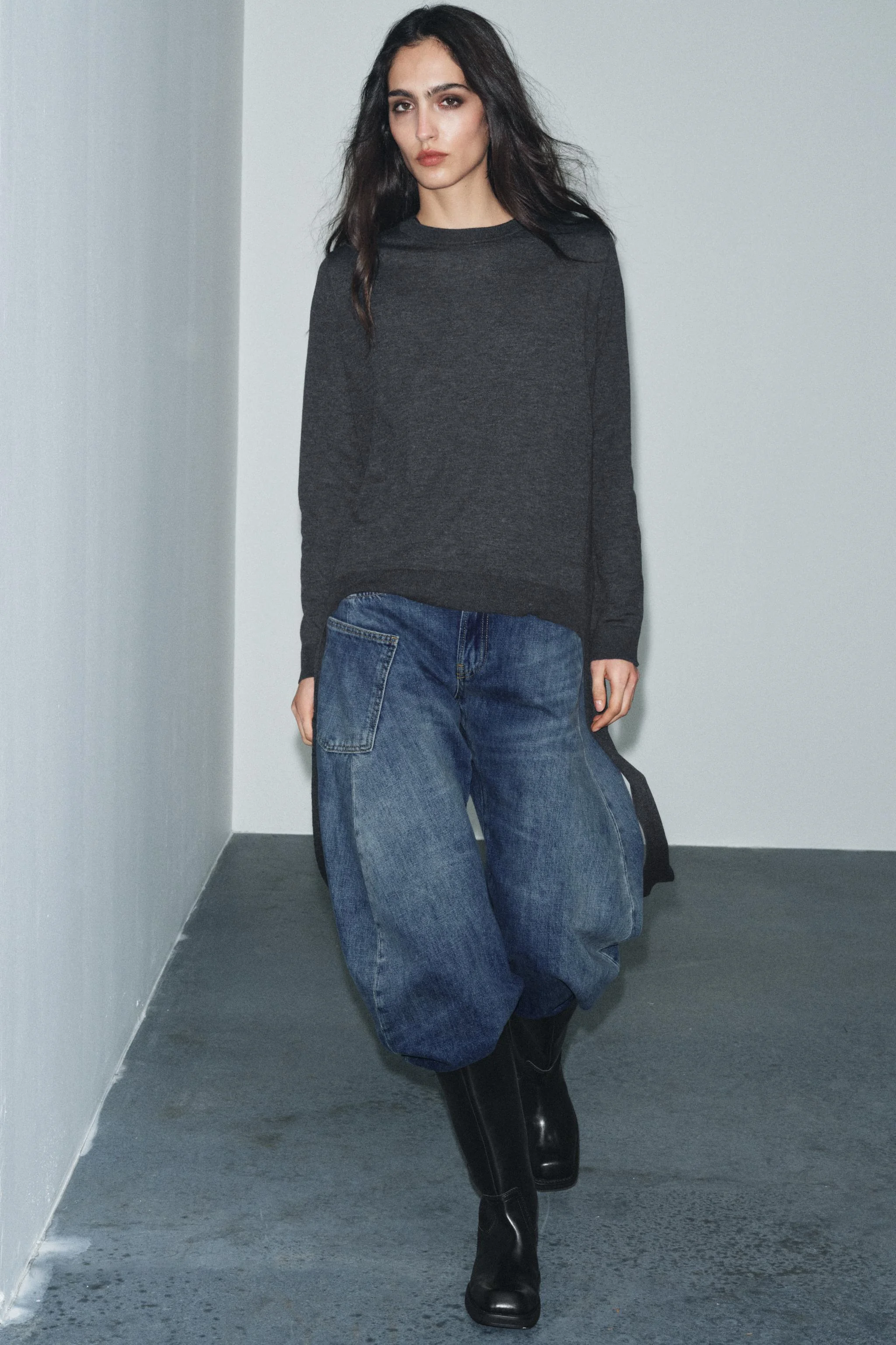 ژاکت بافتنی ساده با بندهای جانبی