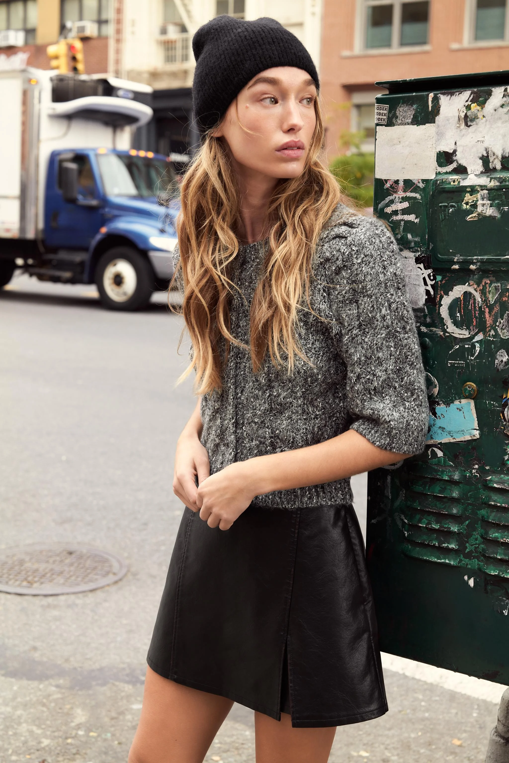 ژاکت با آستین های پفی ژاکت با آستین های پفی