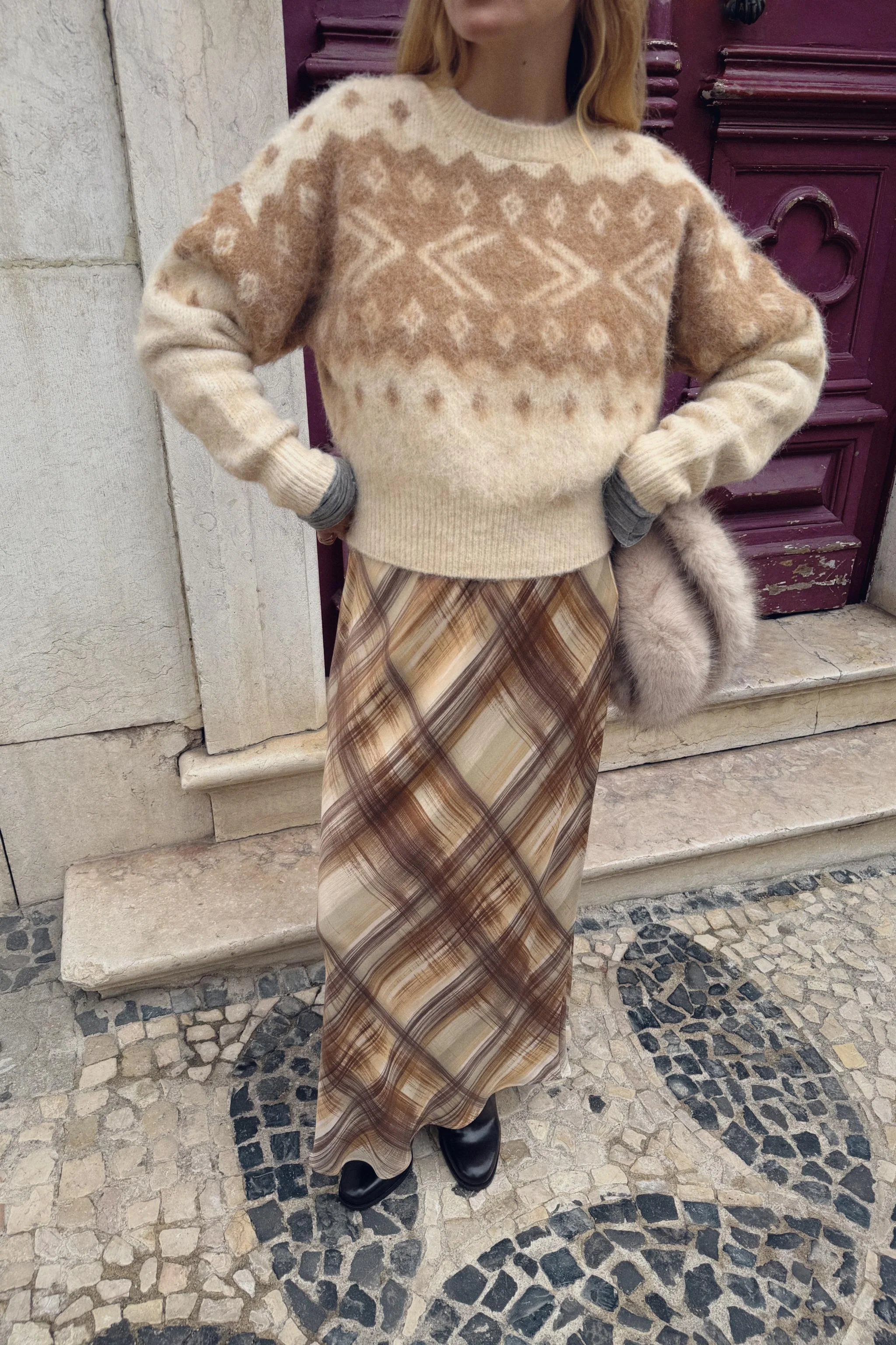 پلیور بافت ژاکارد با طرح برس خورده