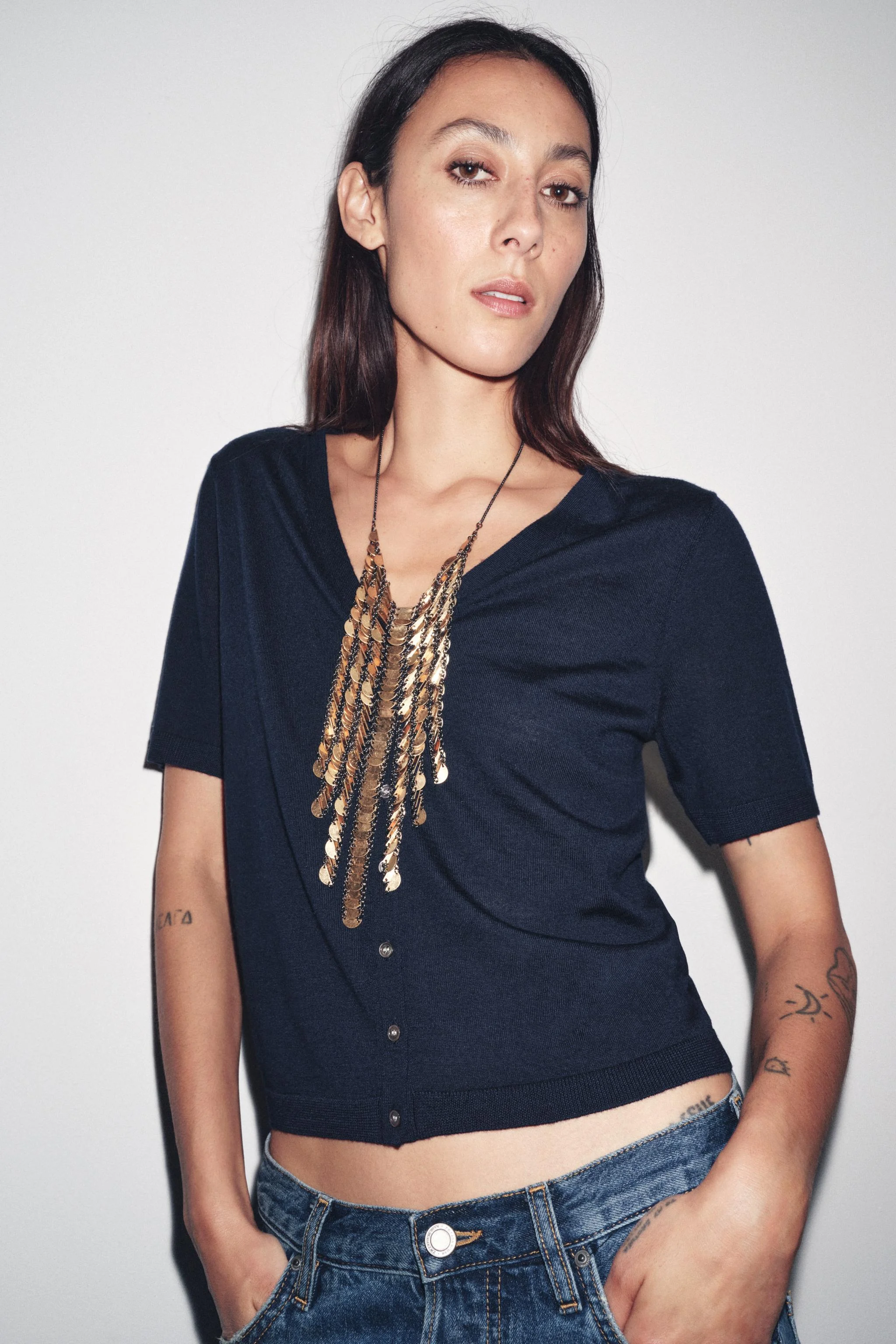 ژاکت آستین کوتاه پشمی بسیار ظریف ژاکت آستین کوتاه پشمی بسیار ظریف