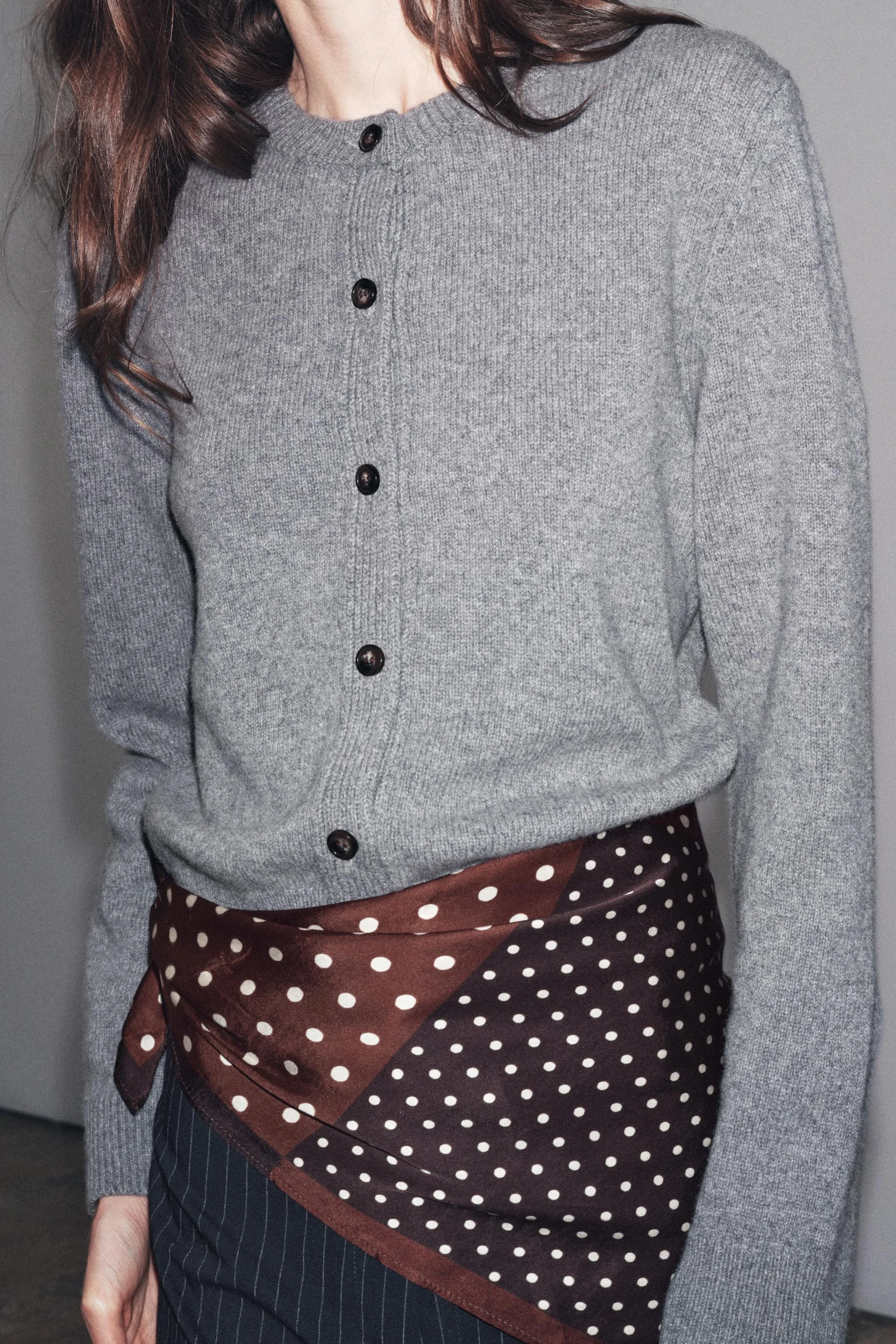 ژاکت کشمیری و پشمی آستین بلند ژاکت کشمیری و پشمی آستین بلند