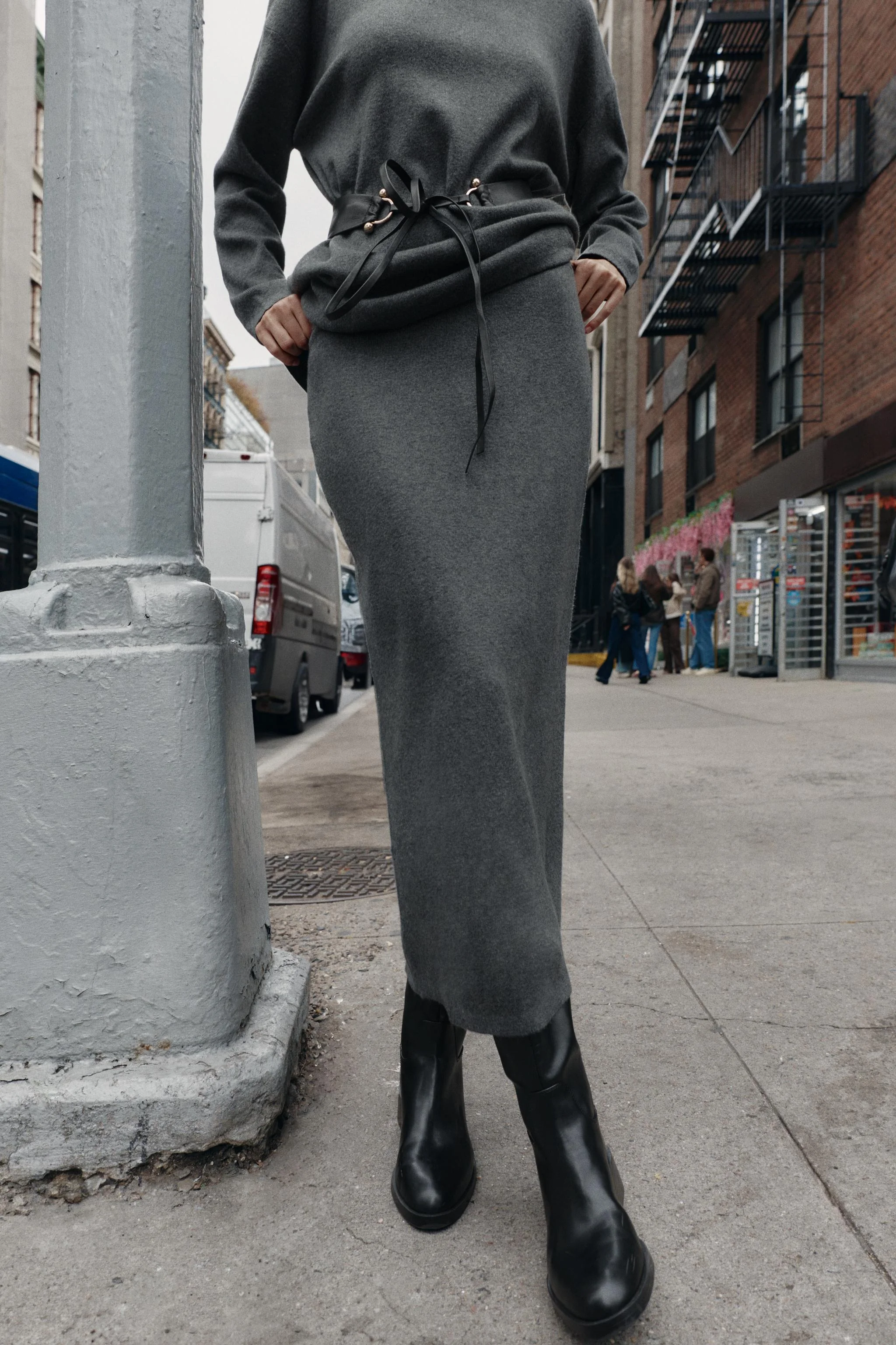 دامن میدی بافت ساده و لطیف دامن میدی بافت ساده و لطیف