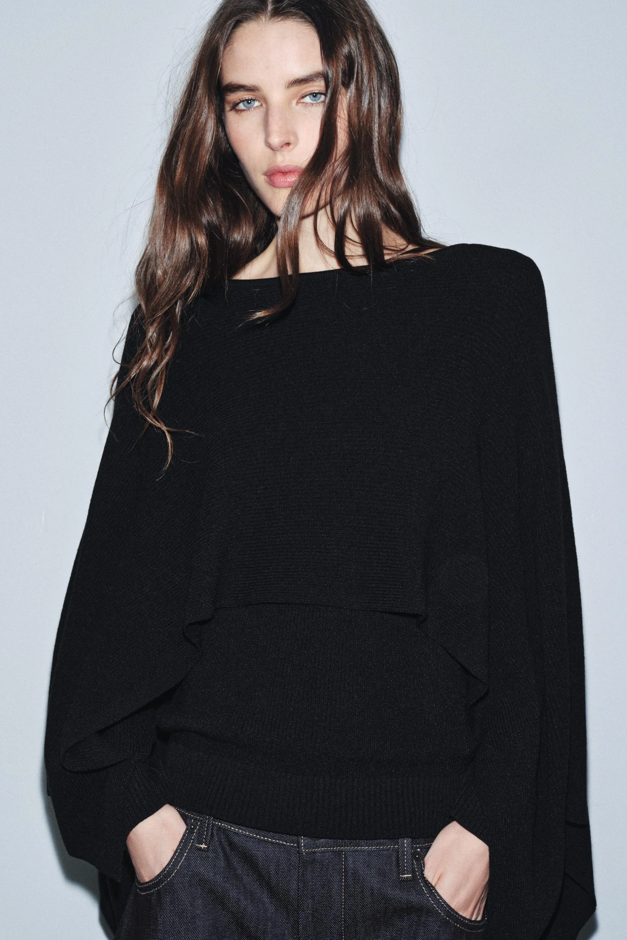 ژاکت بافتنی با شنل