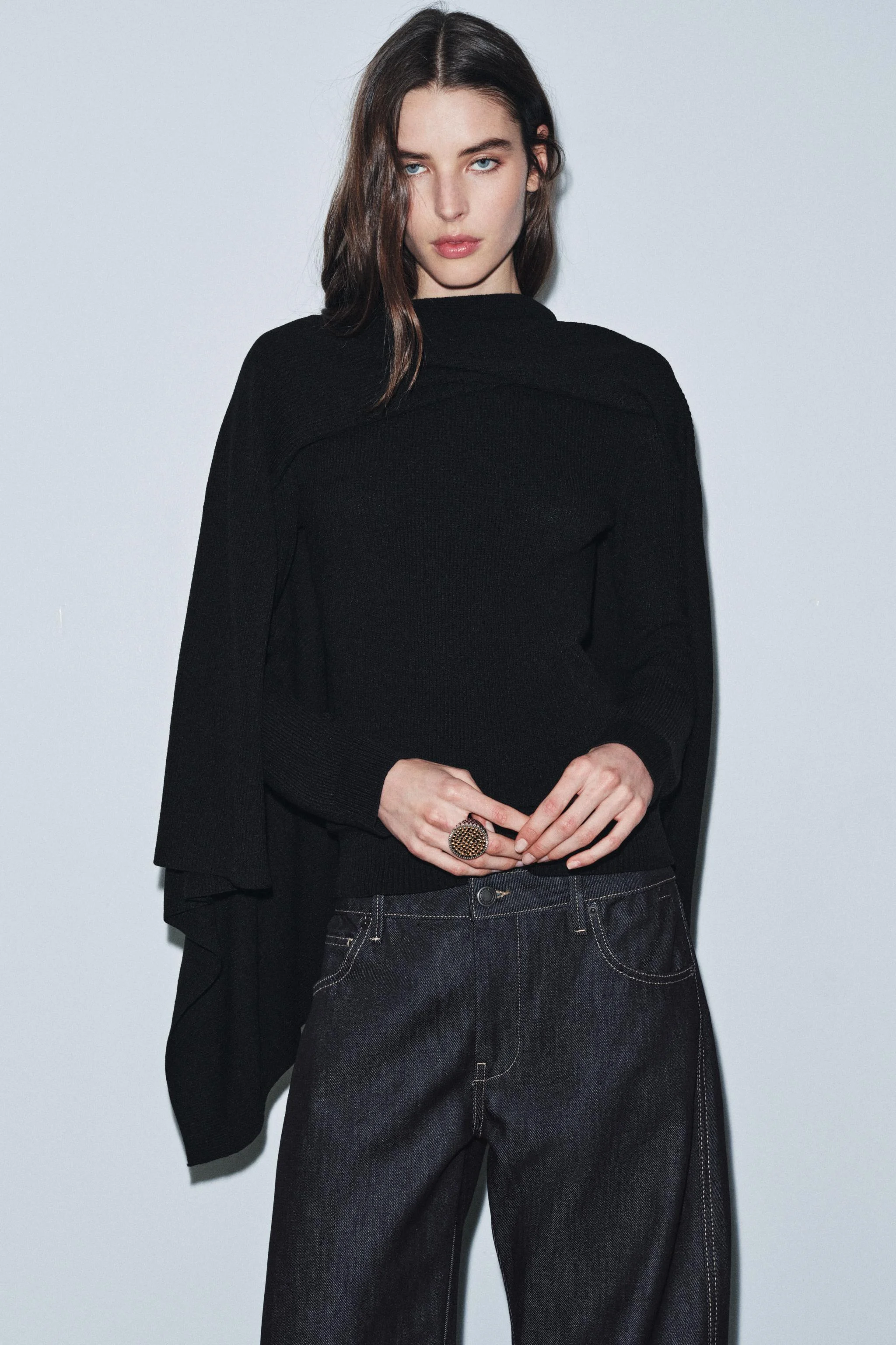 ژاکت بافتنی با شنل