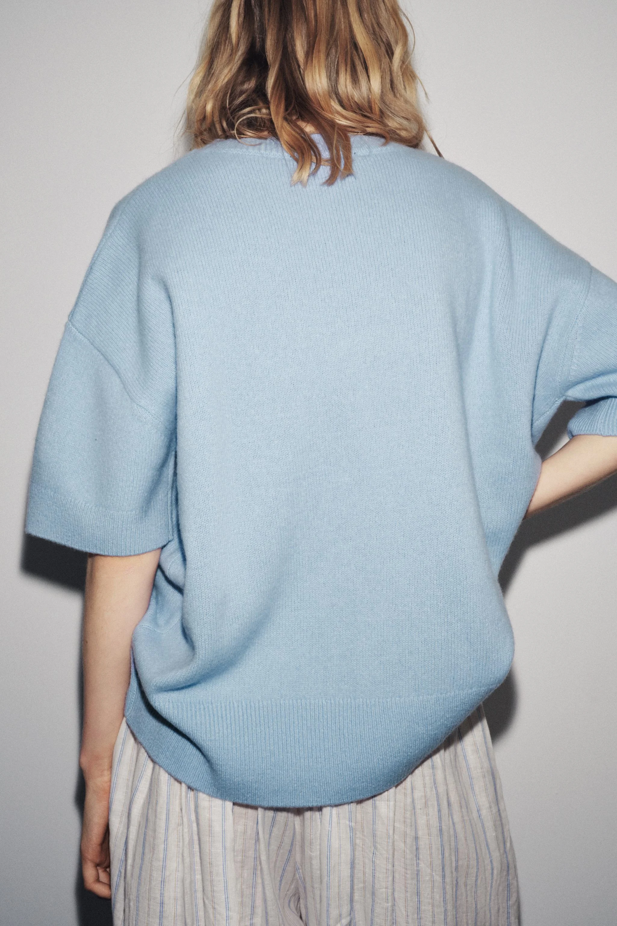 پلیور آستین کوتاه پشمی