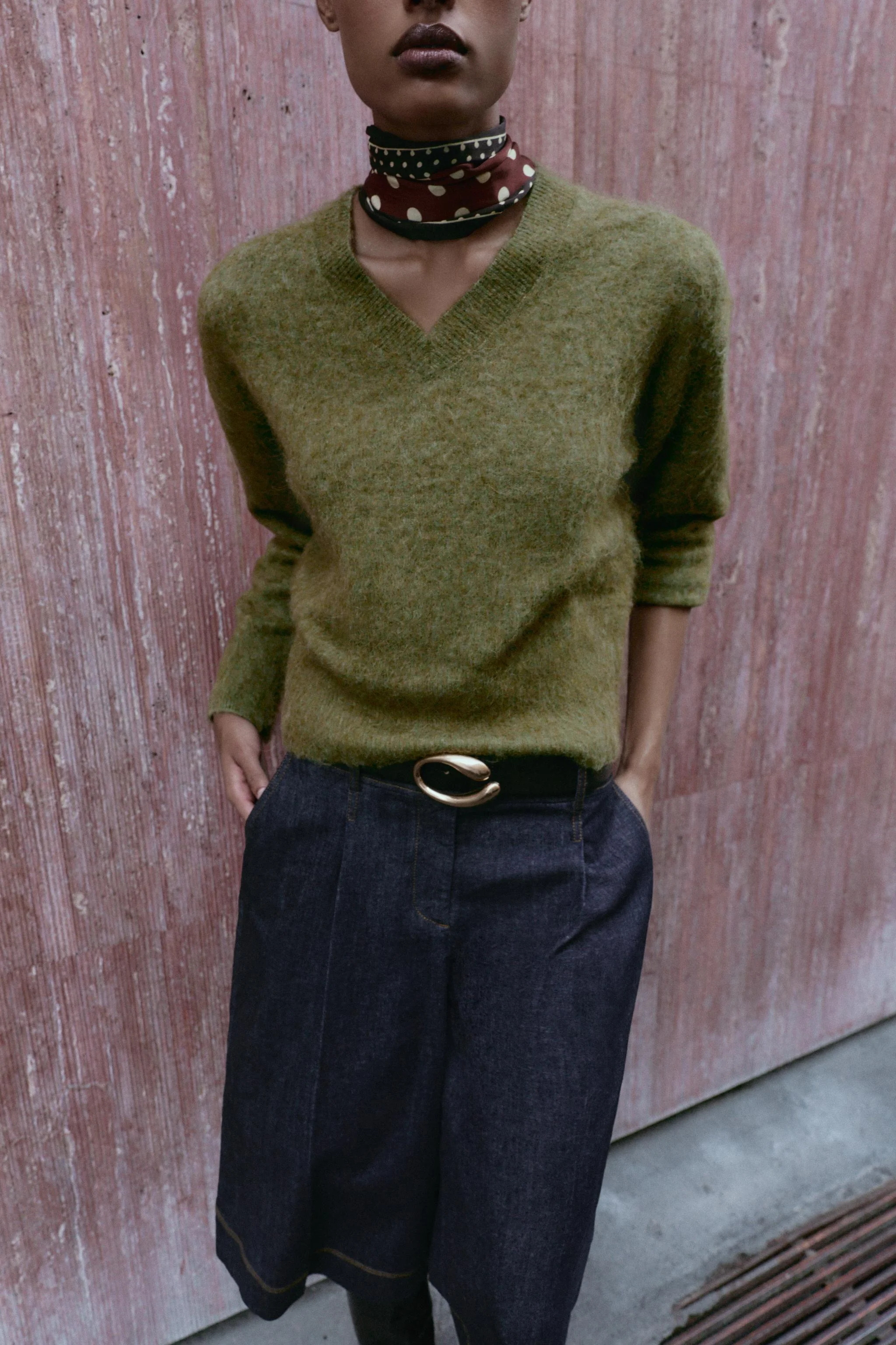 پلیور بافتنی با طرح برس خورده پلیور بافتنی با طرح برس خورده