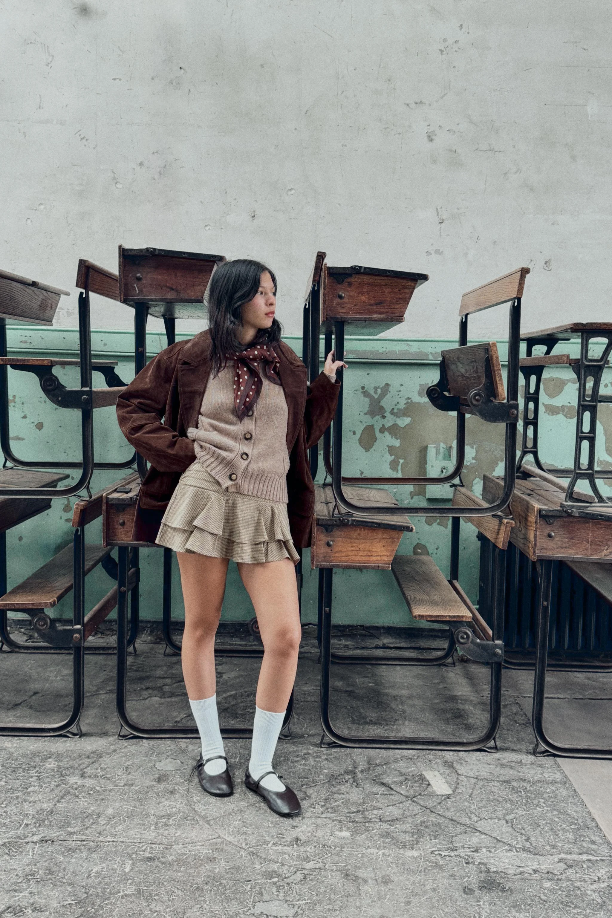 کاردیگان با لبه های کشبافت کاردیگان با لبه های کشبافت