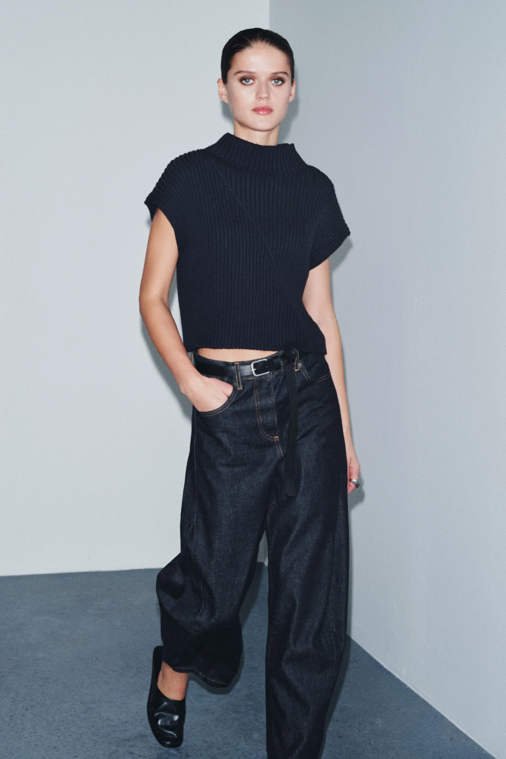 جلیقه بافتنی کبریتی