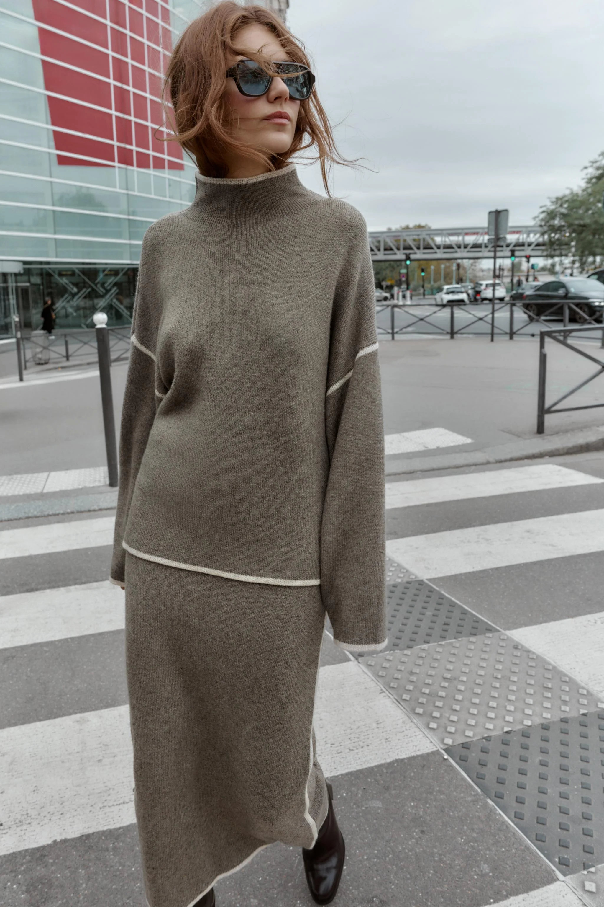 پلیور بافتنی با تزیینات متضاد